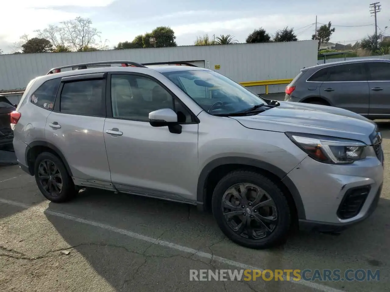 4 Photograph of a damaged car JF2SKARC4MH510270 SUBARU FORESTER 2021