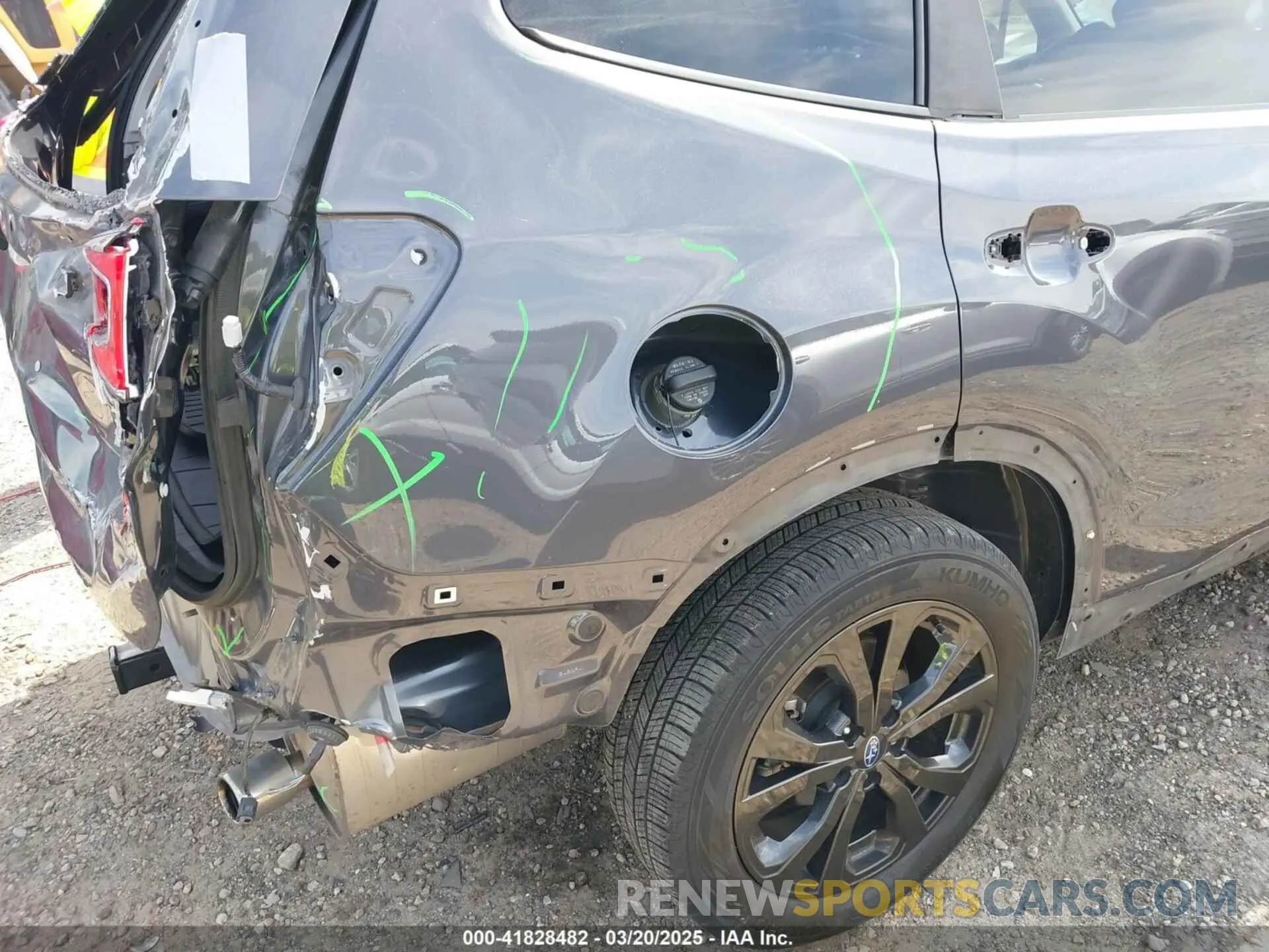 18 Photograph of a damaged car JF2SKARC5MH490062 SUBARU FORESTER 2021