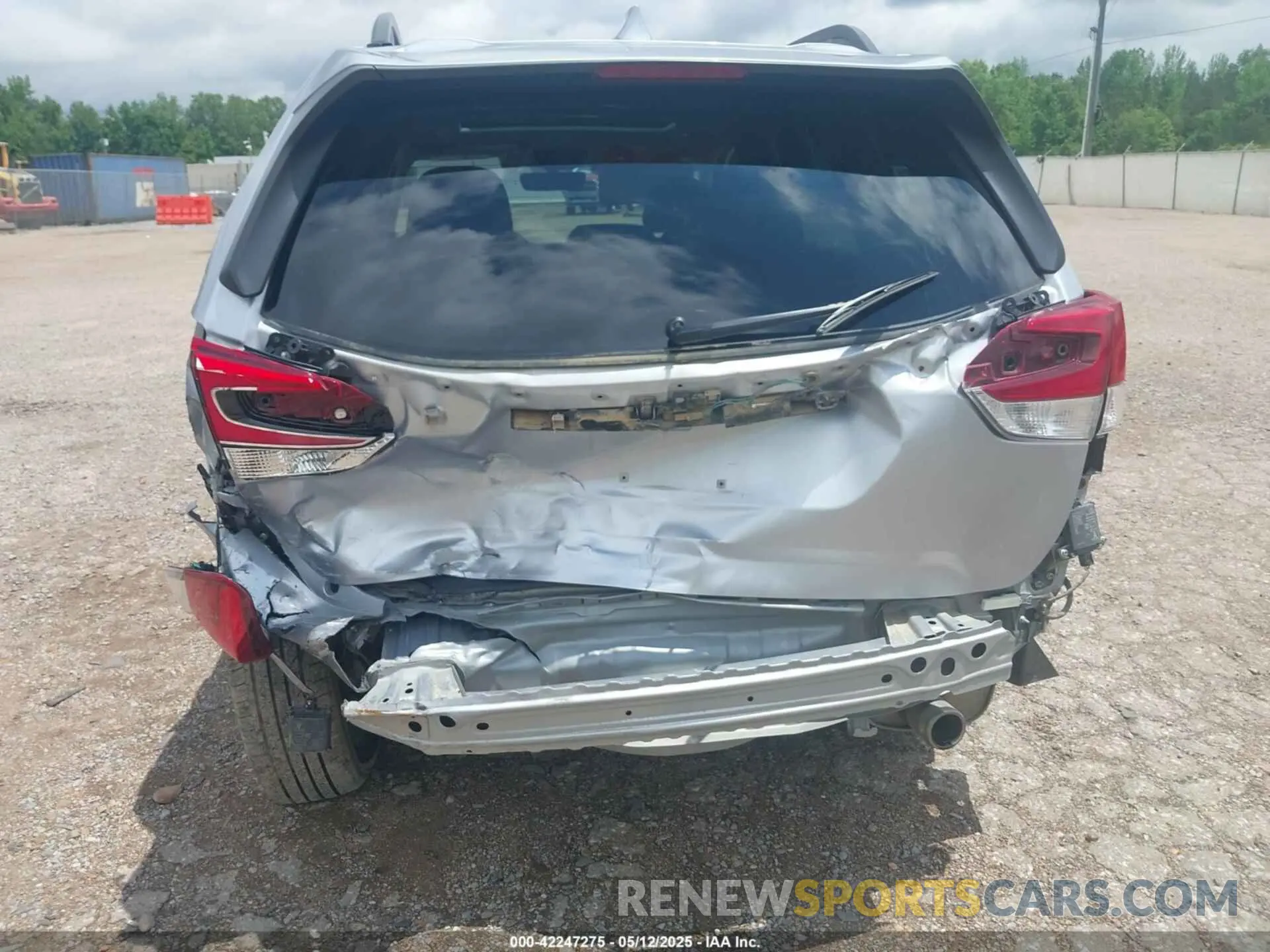 16 Photograph of a damaged car JF2SKASC0MH510471 SUBARU FORESTER 2021