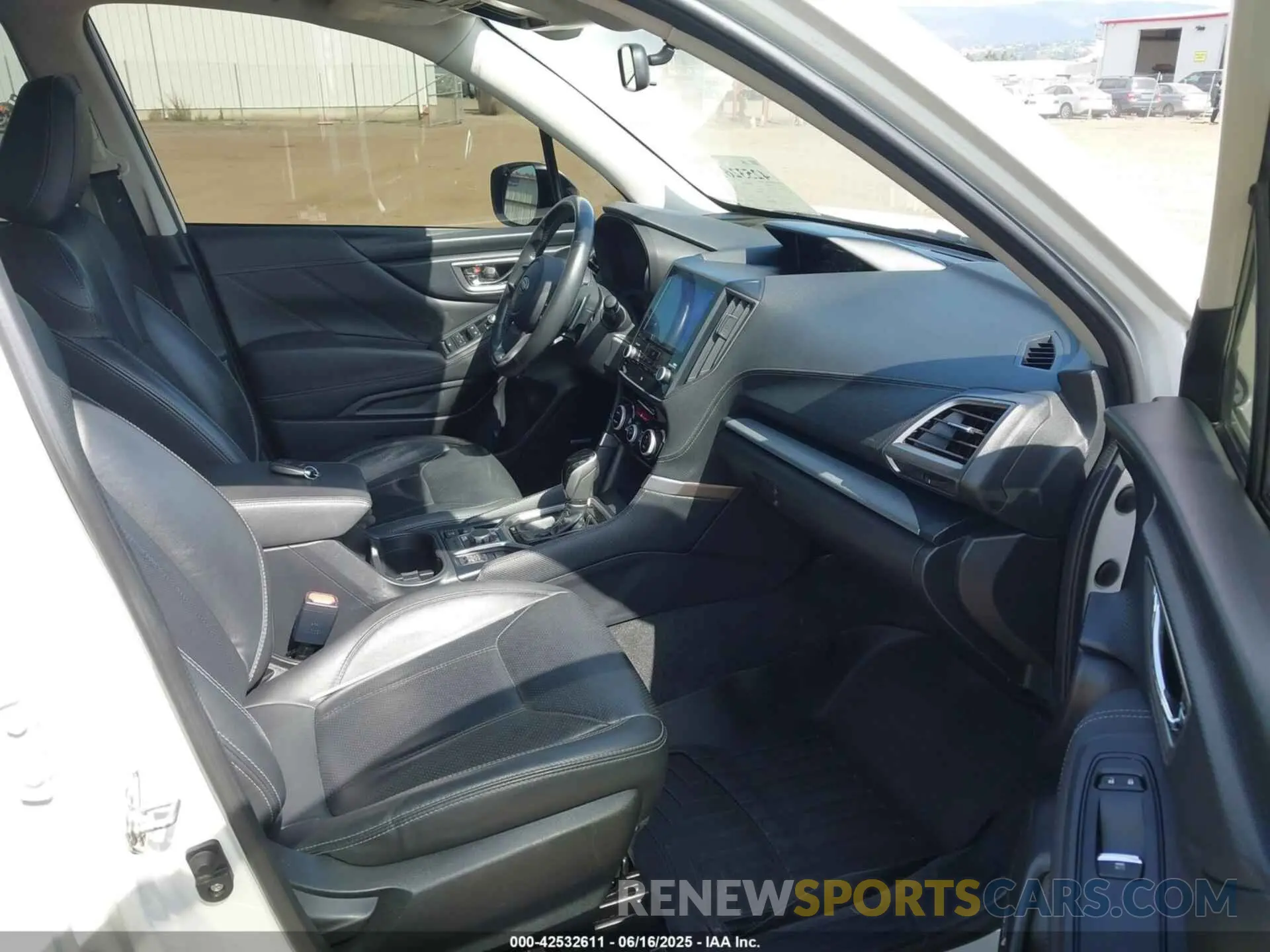 5 Photograph of a damaged car JF2SKAUC1MH405368 SUBARU FORESTER 2021