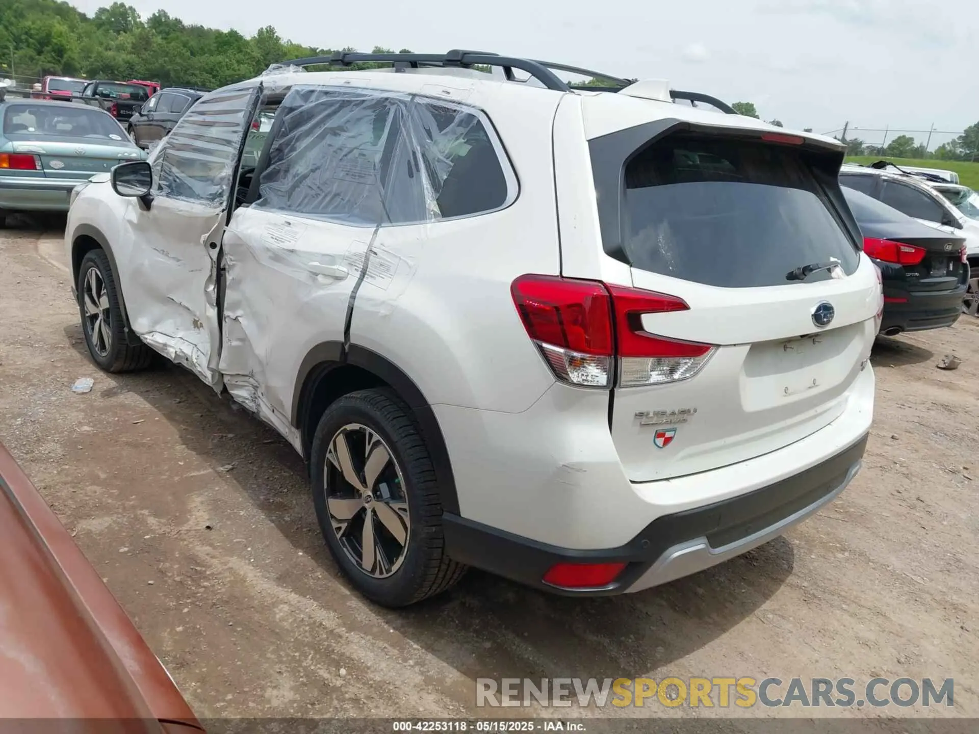 3 Photograph of a damaged car JF2SKAXC0MH492157 SUBARU FORESTER 2021