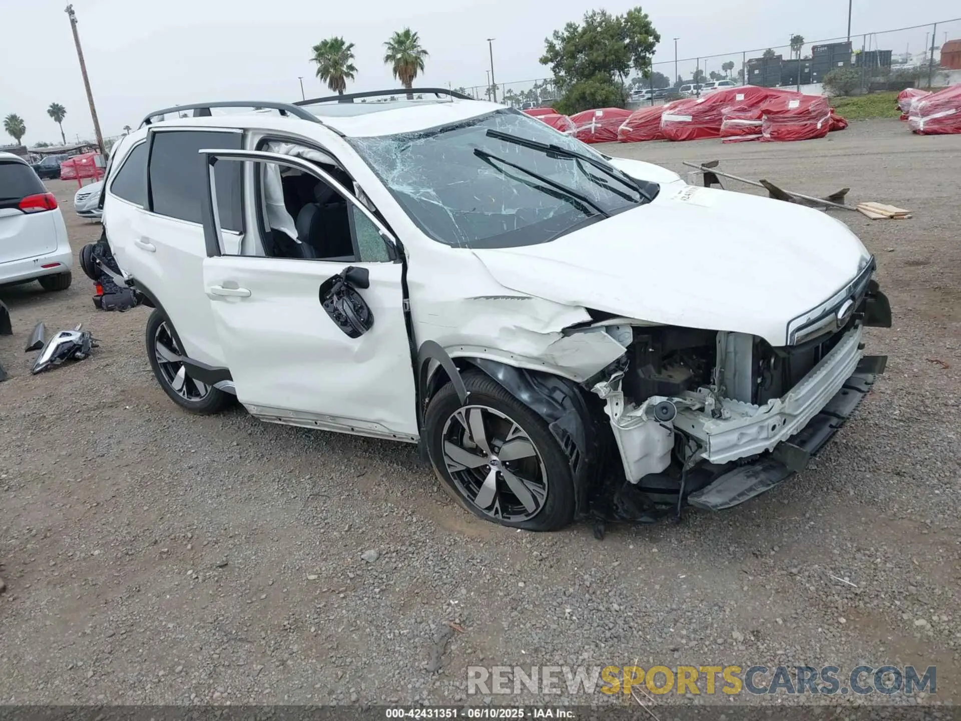 1 Photograph of a damaged car JF2SKAXC0MH502671 SUBARU FORESTER 2021