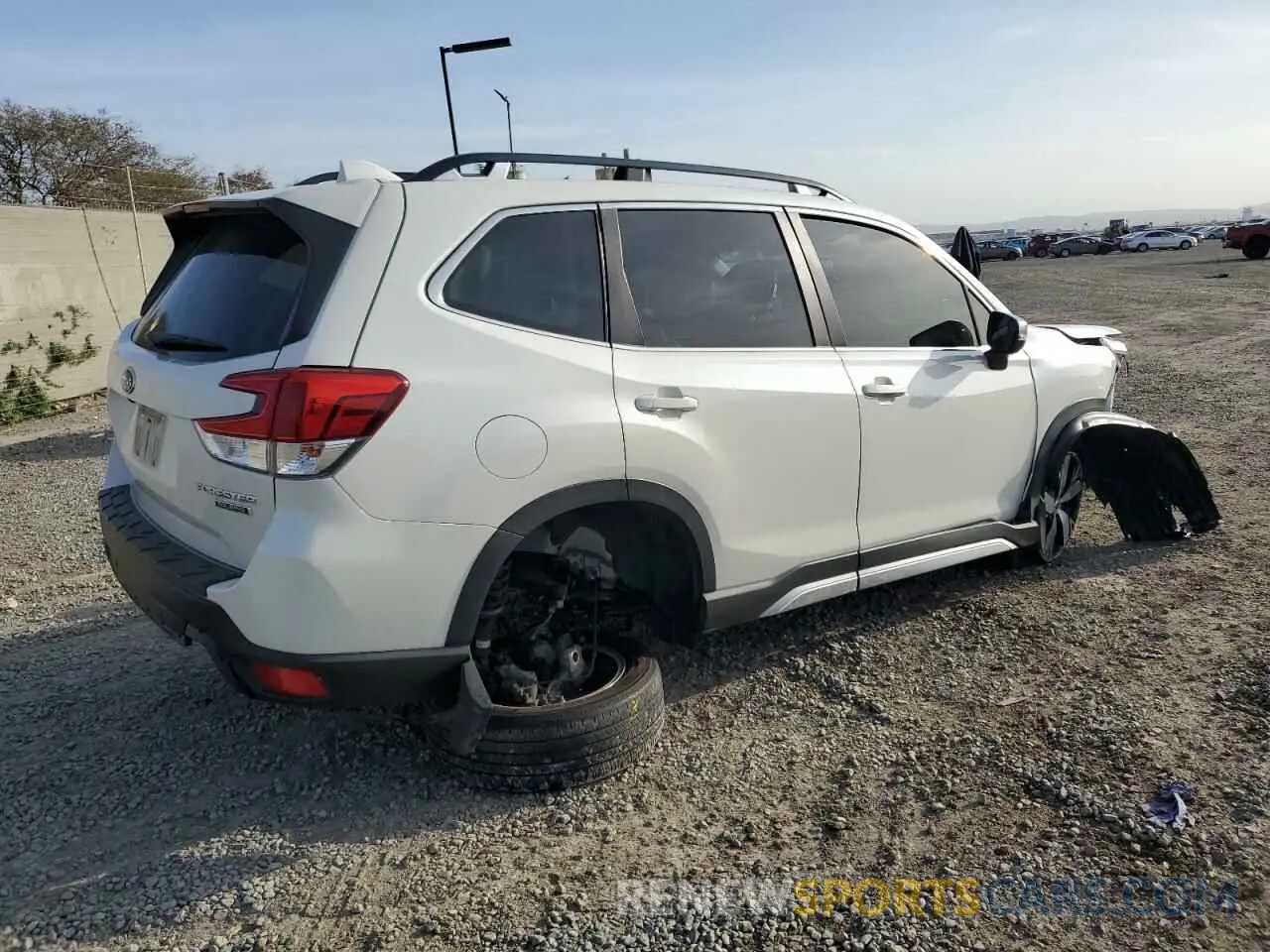 3 Фотография поврежденного автомобиля JF2SKAXC2MH560457 SUBARU FORESTER 2021