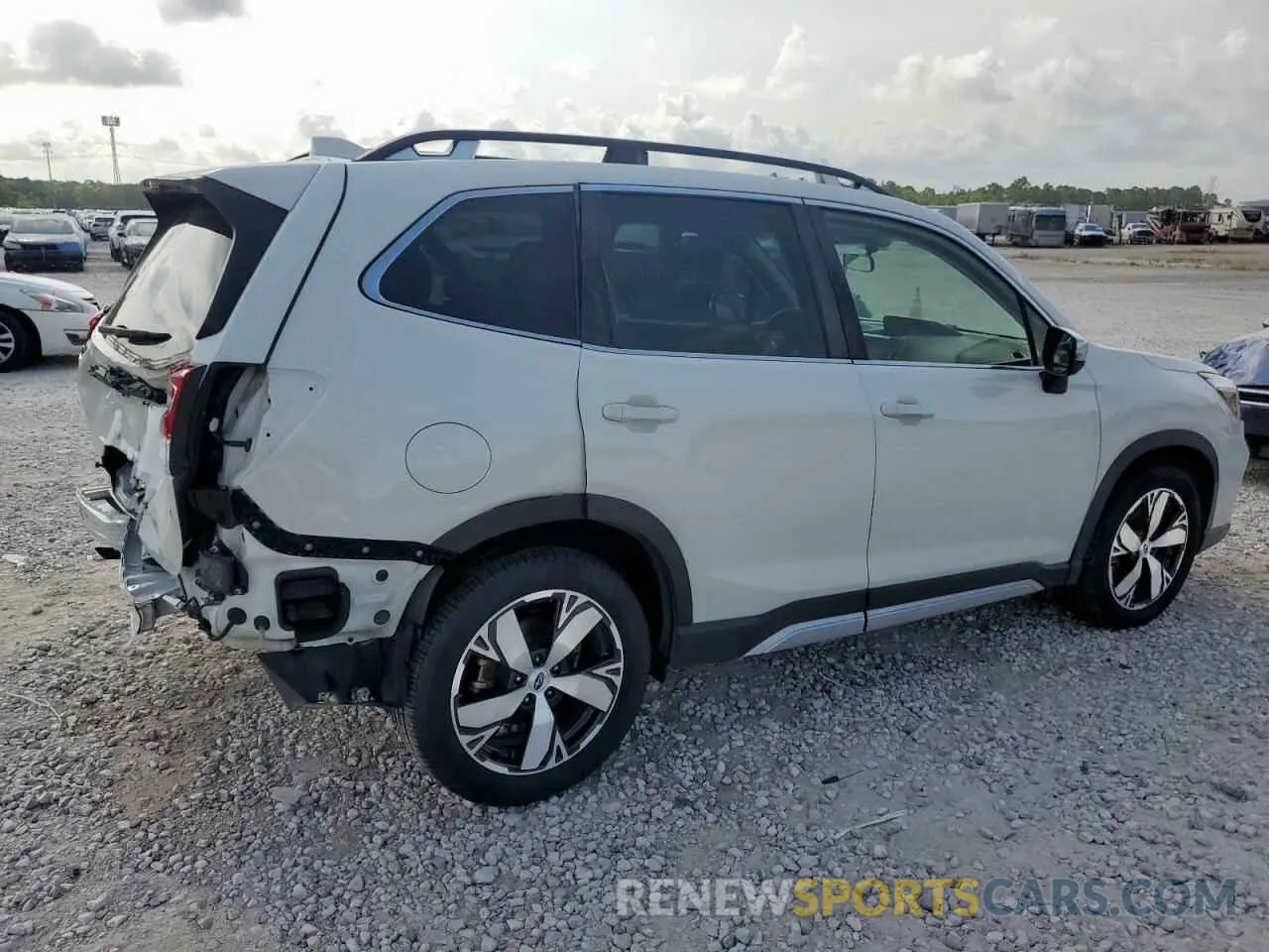 3 Photograph of a damaged car JF2SKAXC8MH471590 SUBARU FORESTER 2021