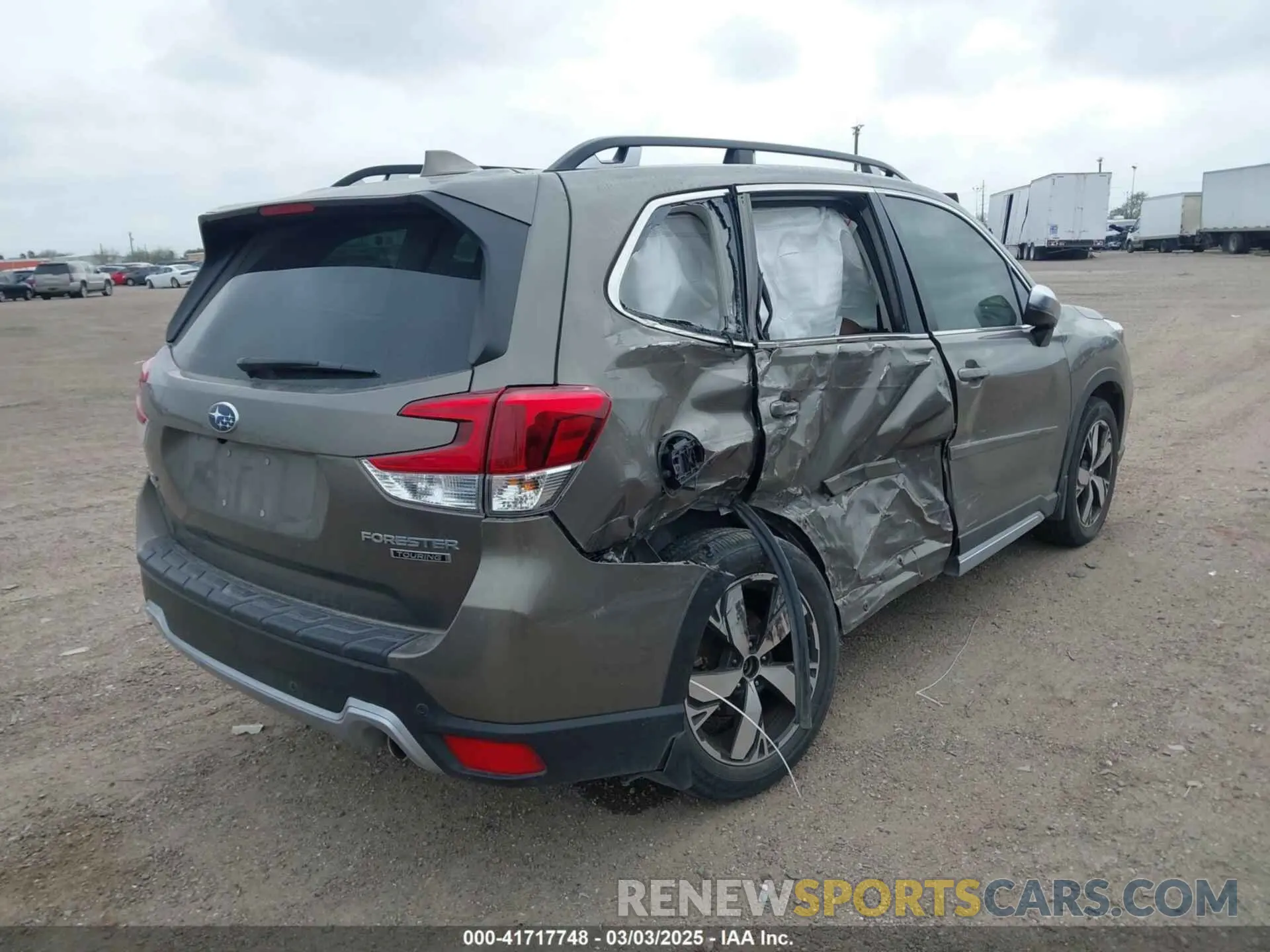 4 Photograph of a damaged car JF2SKAXC9MH556986 SUBARU FORESTER 2021