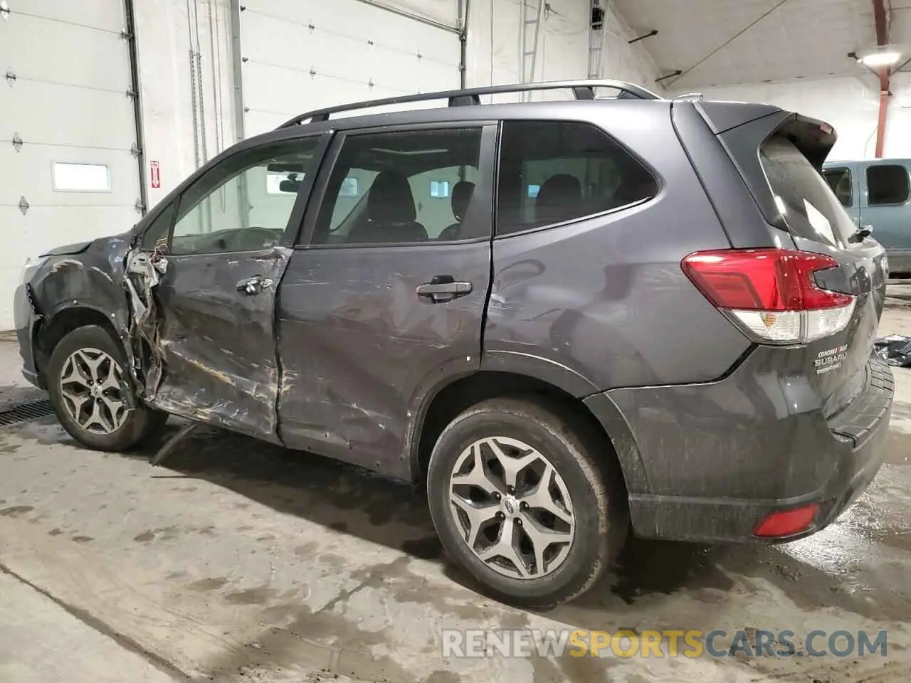 2 Фотография поврежденного автомобиля JF2SKADCXNH448849 SUBARU FORESTER 2022
