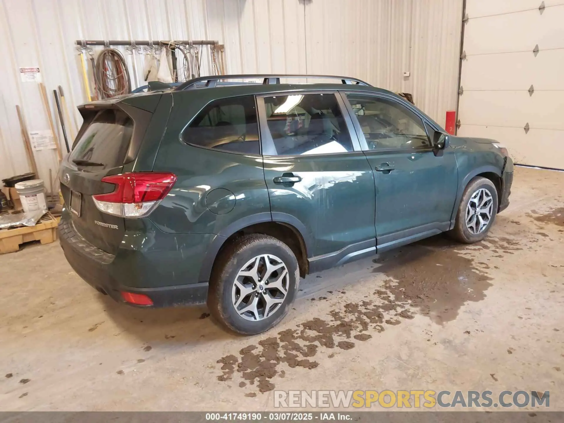 4 Photograph of a damaged car JF2SKAEC6NH476887 SUBARU FORESTER 2022