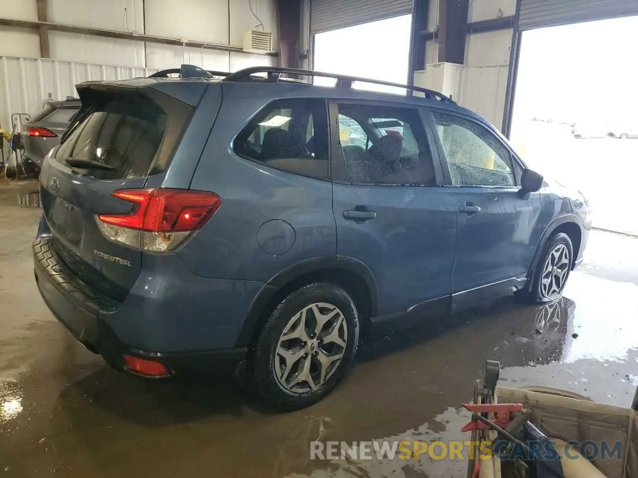 3 Photograph of a damaged car JF2SKAEC7NH521626 SUBARU FORESTER 2022