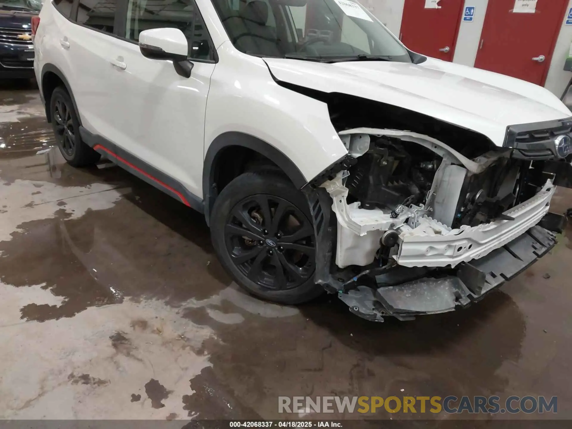 19 Photograph of a damaged car JF2SKAJC7NH507375 SUBARU FORESTER 2022