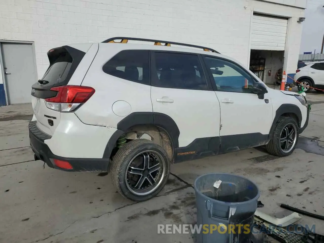 3 Photograph of a damaged car JF2SKAMC1NH422866 SUBARU FORESTER 2022