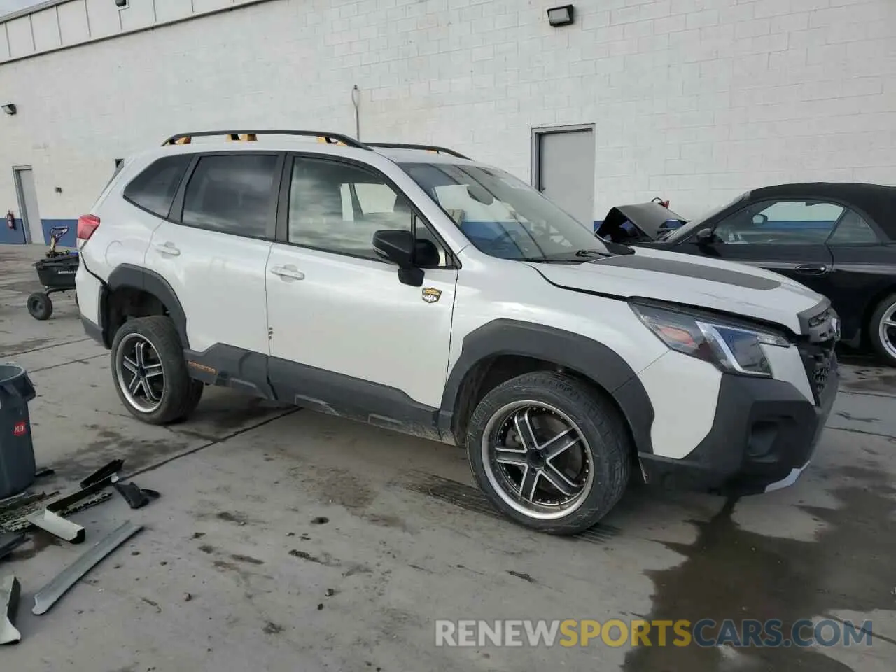 4 Photograph of a damaged car JF2SKAMC1NH422866 SUBARU FORESTER 2022