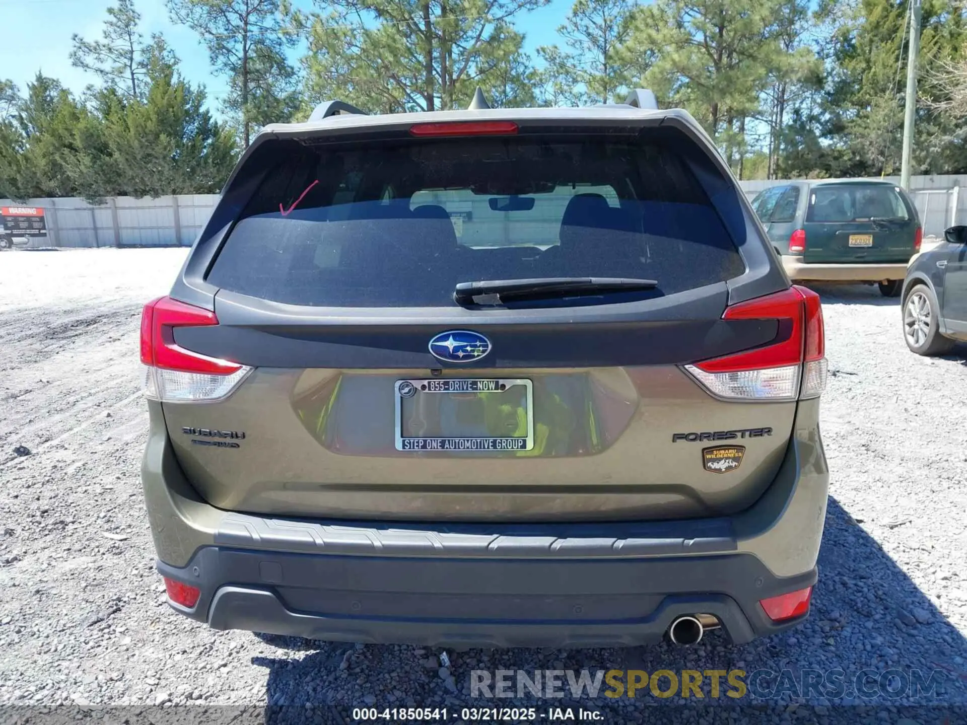 15 Photograph of a damaged car JF2SKAMC5NH401731 SUBARU FORESTER 2022