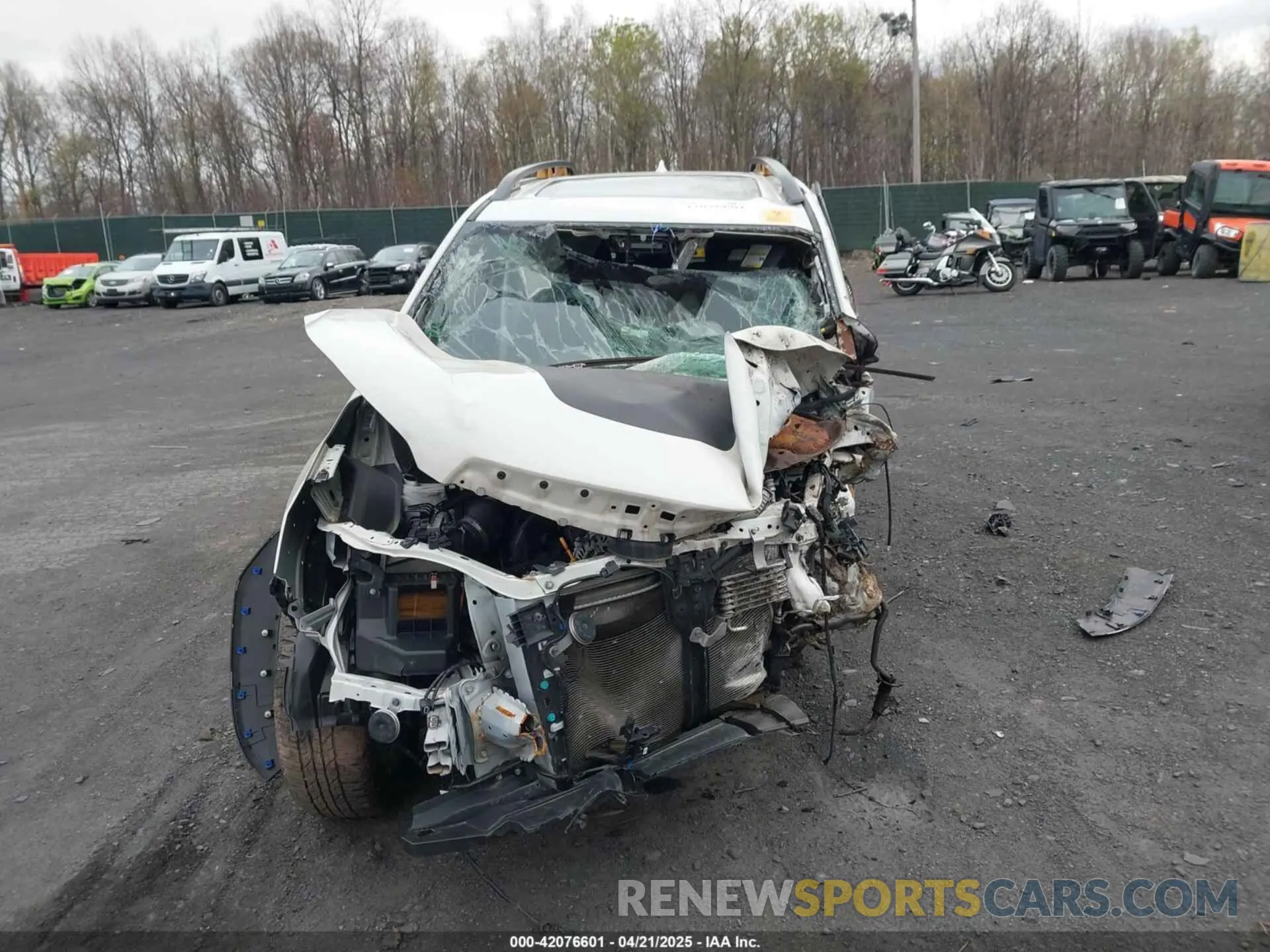 11 Photograph of a damaged car JF2SKAMC8NH403196 SUBARU FORESTER 2022