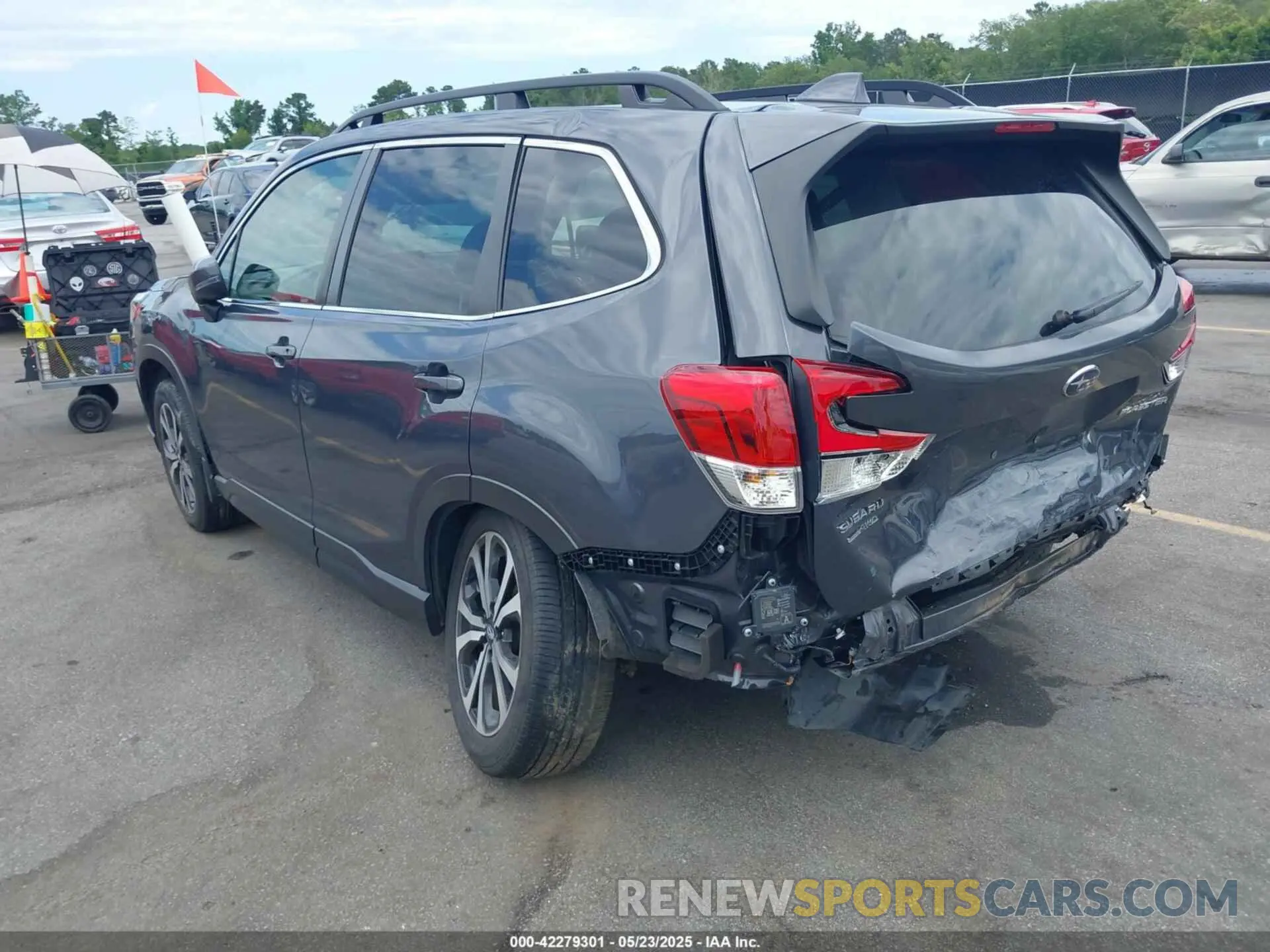 3 Photograph of a damaged car JF2SKAPC1NH521053 SUBARU FORESTER 2022