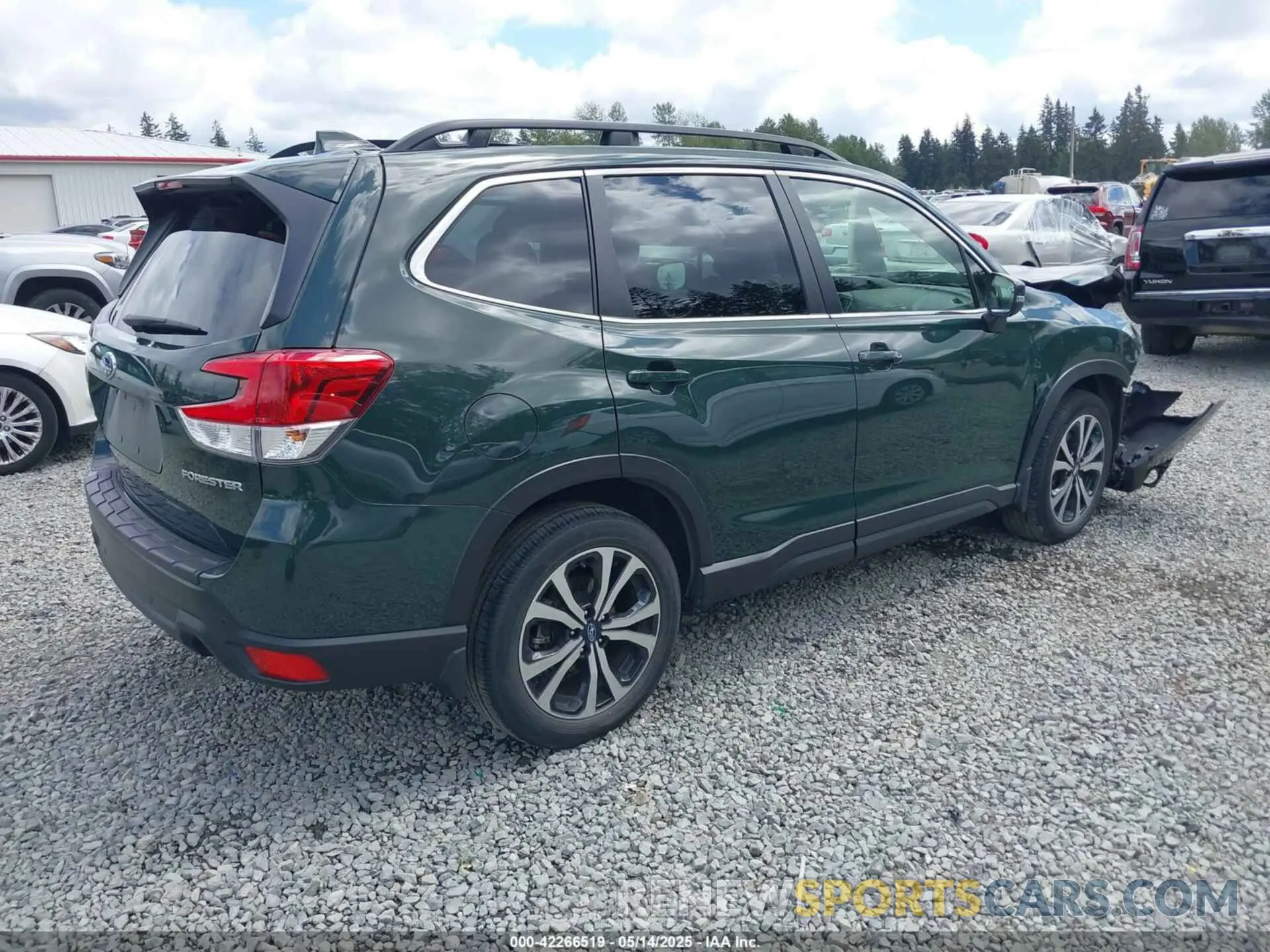 4 Photograph of a damaged car JF2SKAPC2NH512930 SUBARU FORESTER 2022