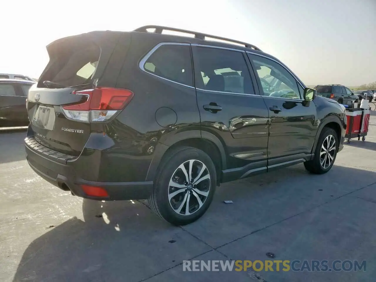 3 Фотография поврежденного автомобиля JF2SKAPC8NH478069 SUBARU FORESTER 2022