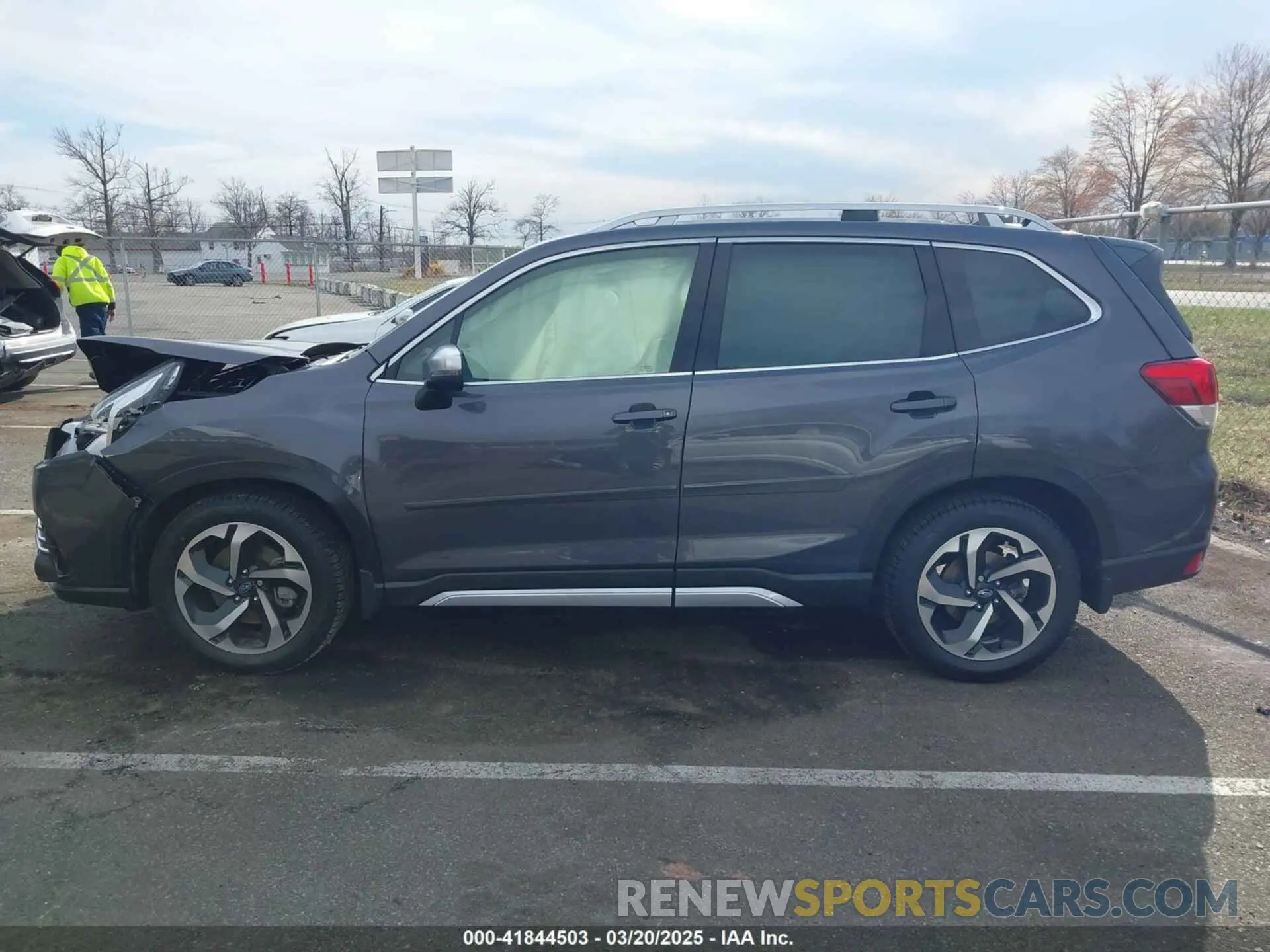 14 Photograph of a damaged car JF2SKARC8NH525968 SUBARU FORESTER 2022