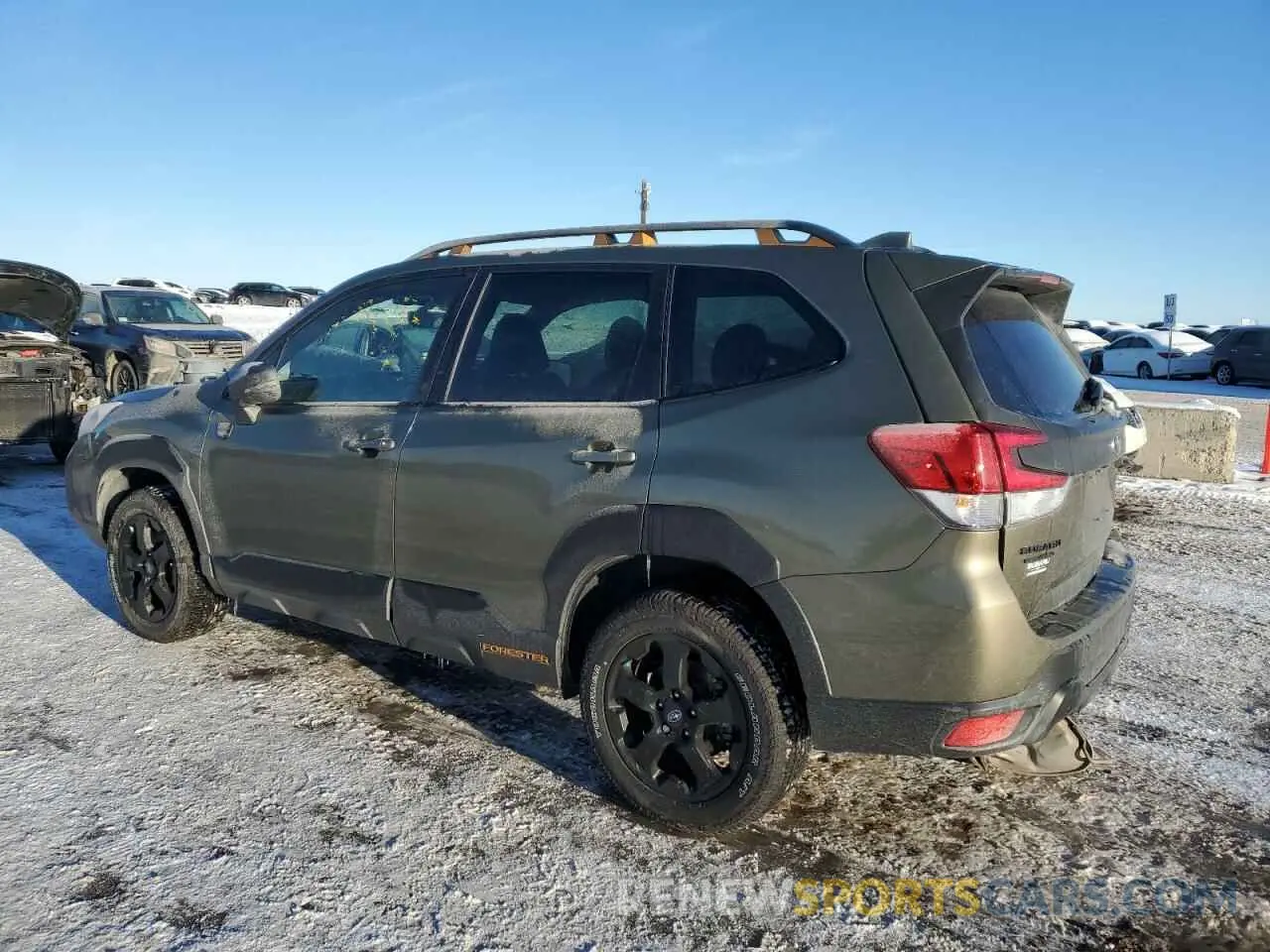 2 Фотография поврежденного автомобиля JF2SKELC9NH445479 SUBARU FORESTER 2022