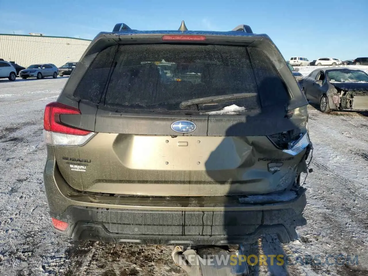 6 Фотография поврежденного автомобиля JF2SKELC9NH445479 SUBARU FORESTER 2022