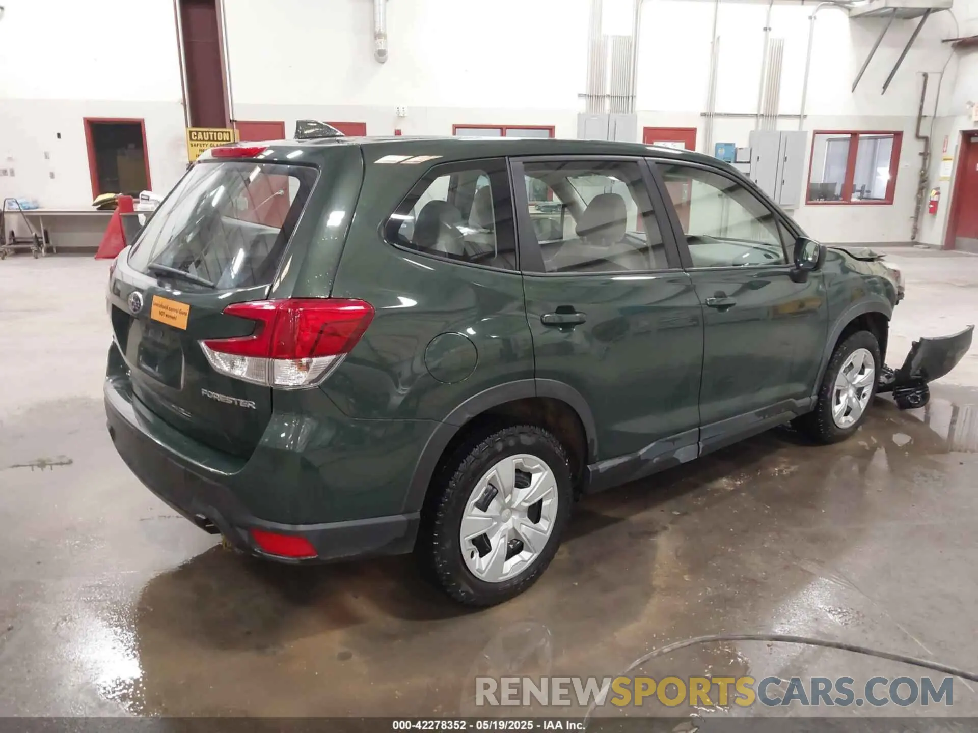 4 Photograph of a damaged car JF2SKAAC0PH443375 SUBARU FORESTER 2023