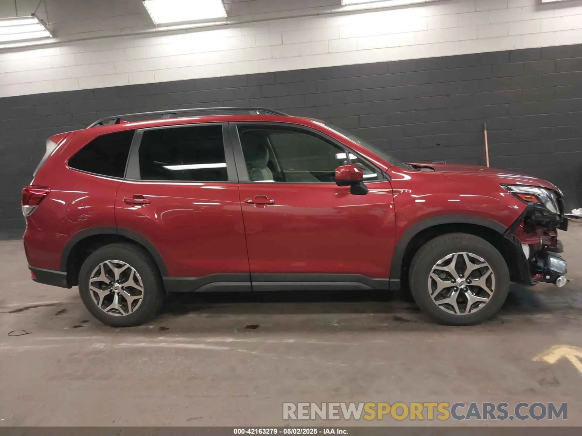14 Photograph of a damaged car JF2SKADC1PH400997 SUBARU FORESTER 2023