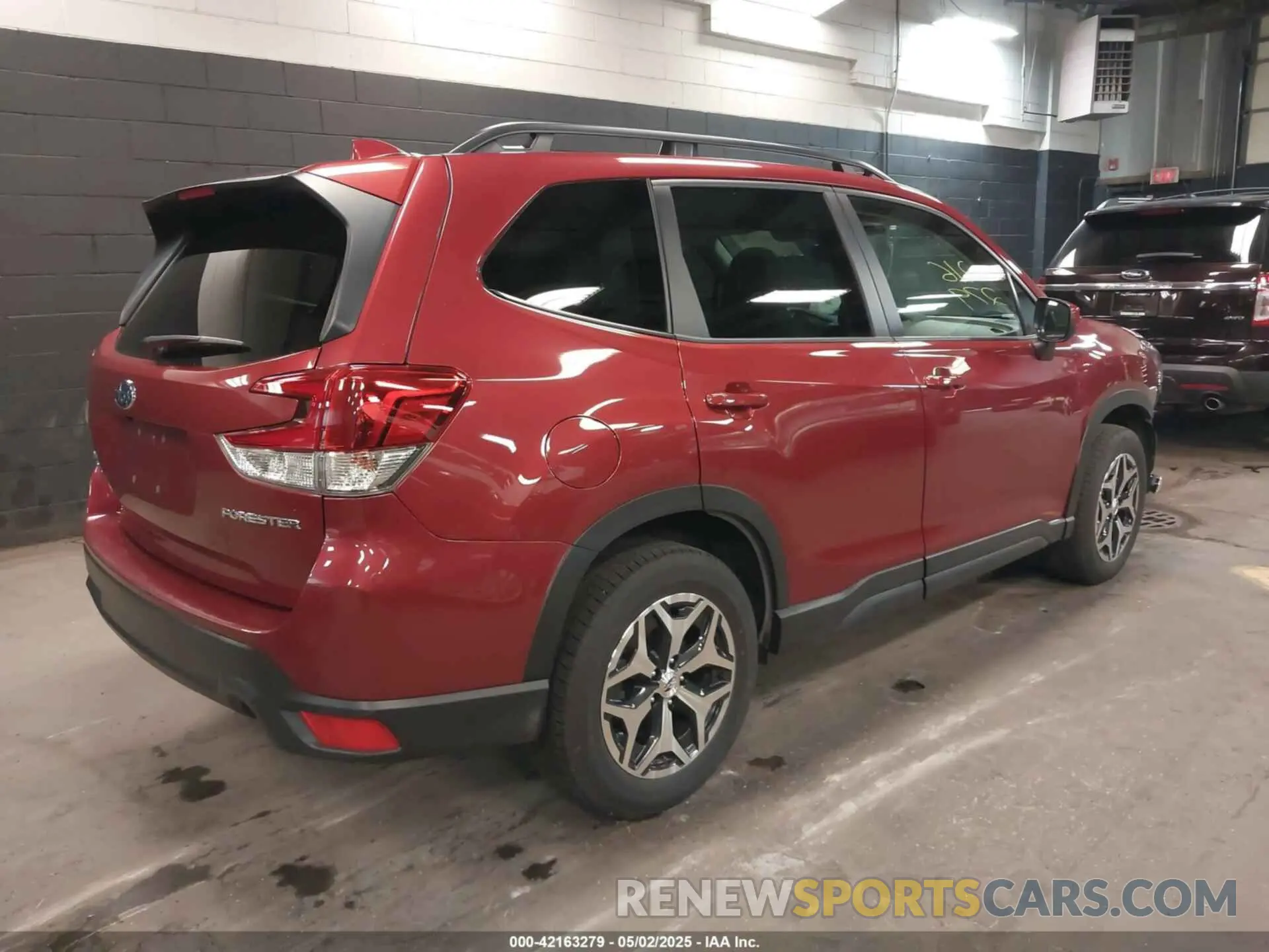 4 Photograph of a damaged car JF2SKADC1PH400997 SUBARU FORESTER 2023
