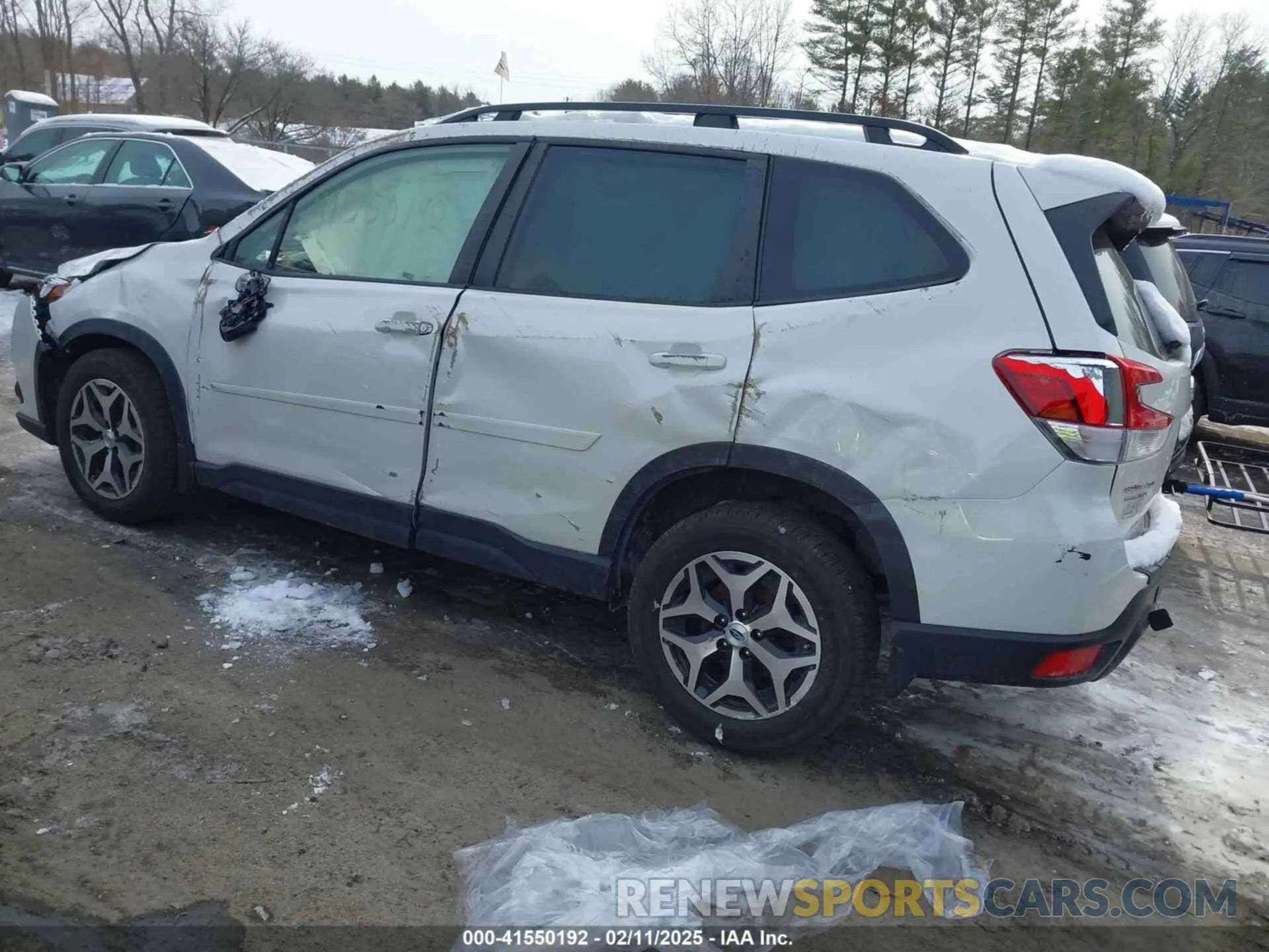 3 Photograph of a damaged car JF2SKAEC0PH418390 SUBARU FORESTER 2023