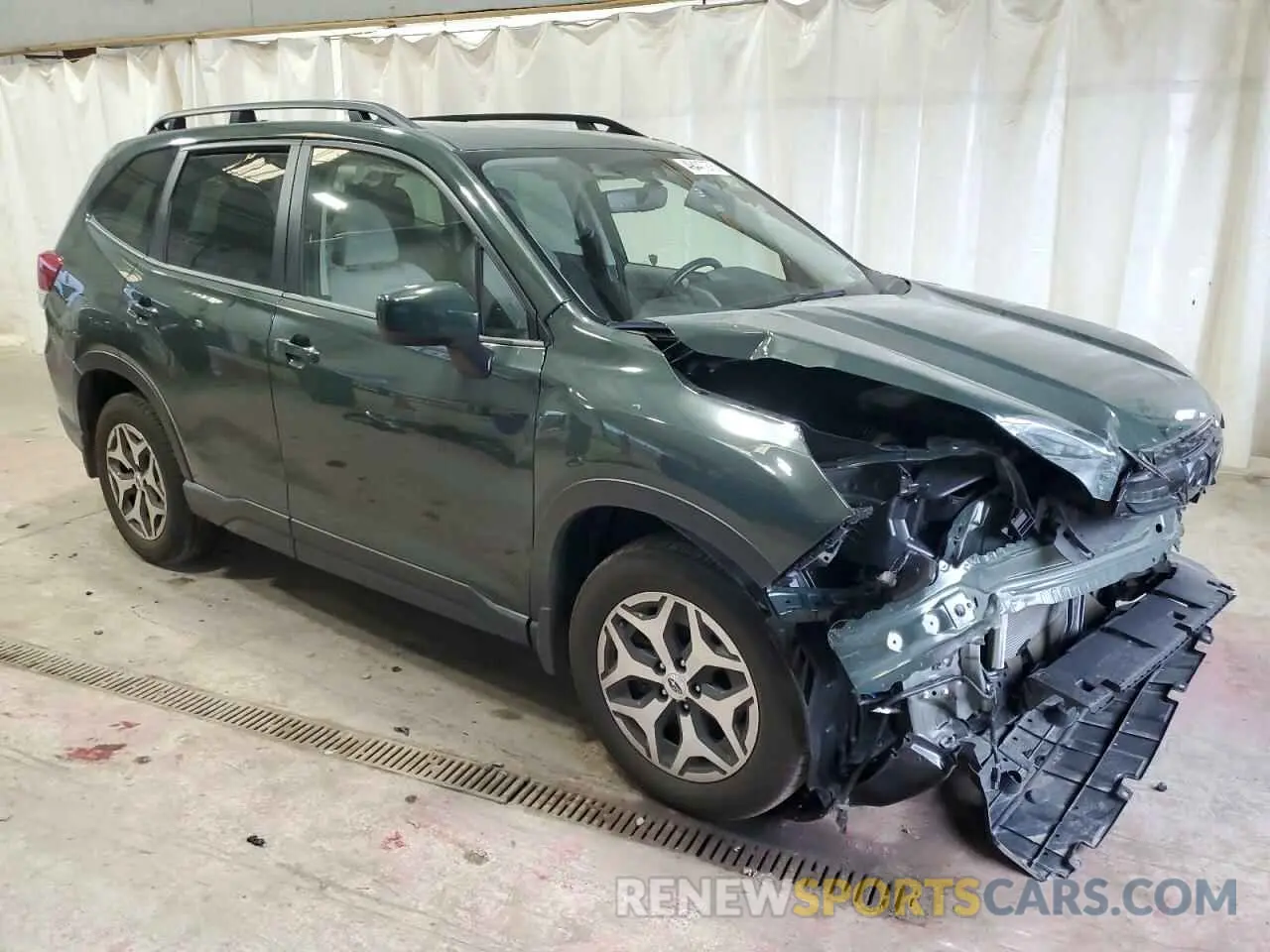 4 Photograph of a damaged car JF2SKAEC3PH508696 SUBARU FORESTER 2023