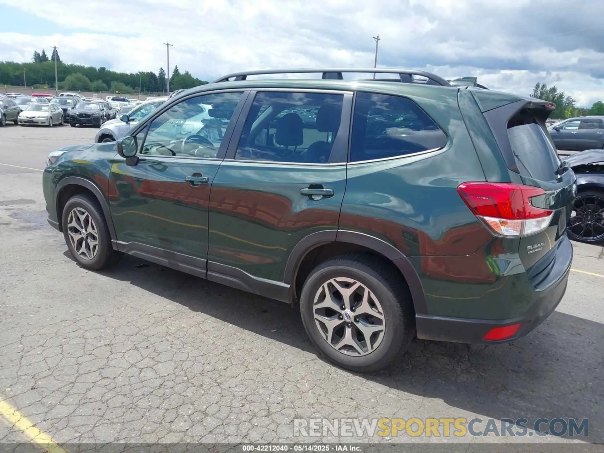 3 Photograph of a damaged car JF2SKAEC8PH535960 SUBARU FORESTER 2023