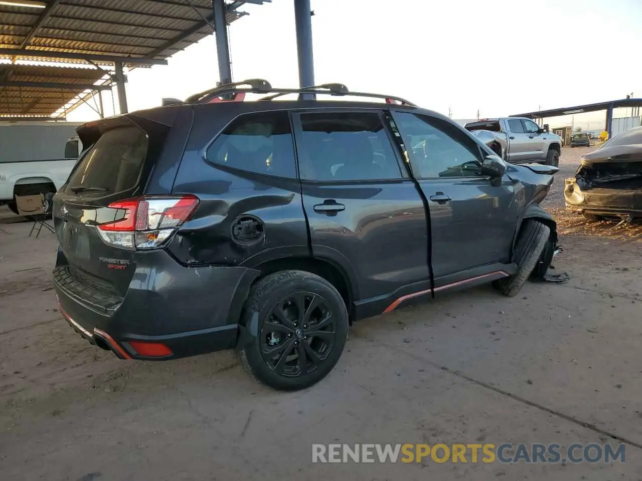 3 Фотография поврежденного автомобиля JF2SKAGC3PH483862 SUBARU FORESTER 2023