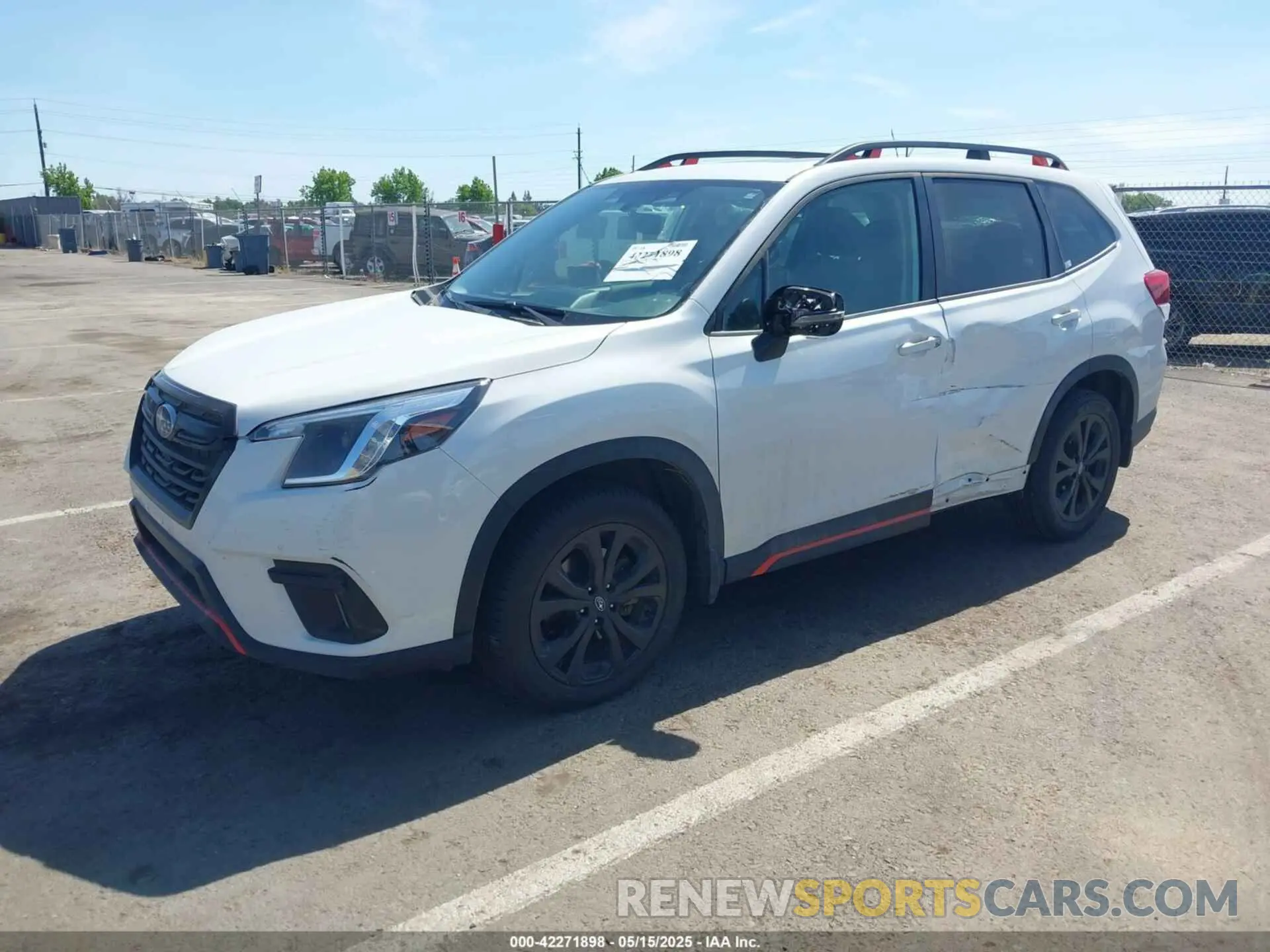 2 Фотография поврежденного автомобиля JF2SKAJC6PH471231 SUBARU FORESTER 2023