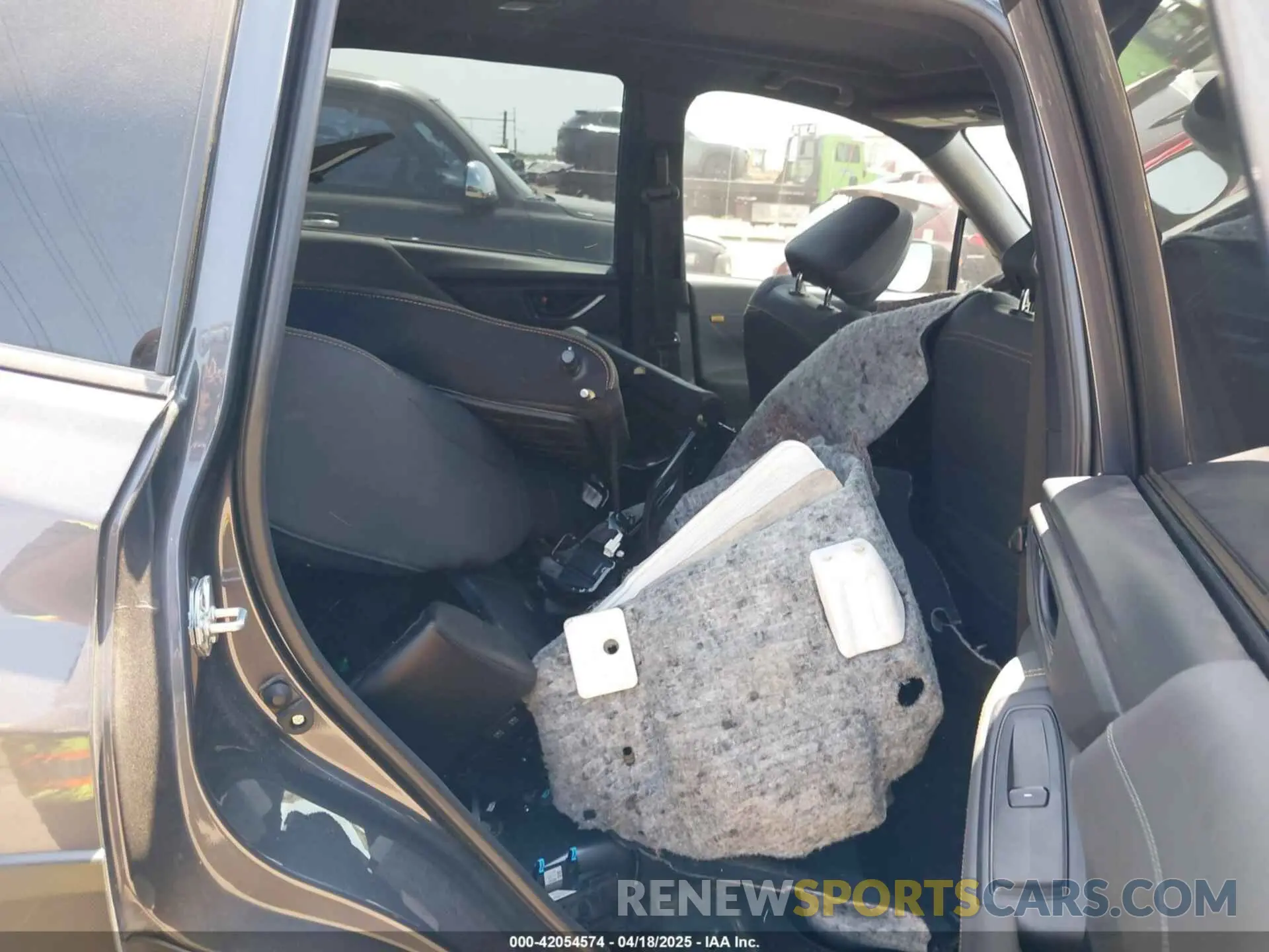 8 Photograph of a damaged car JF2SKAMC1PH503305 SUBARU FORESTER 2023
