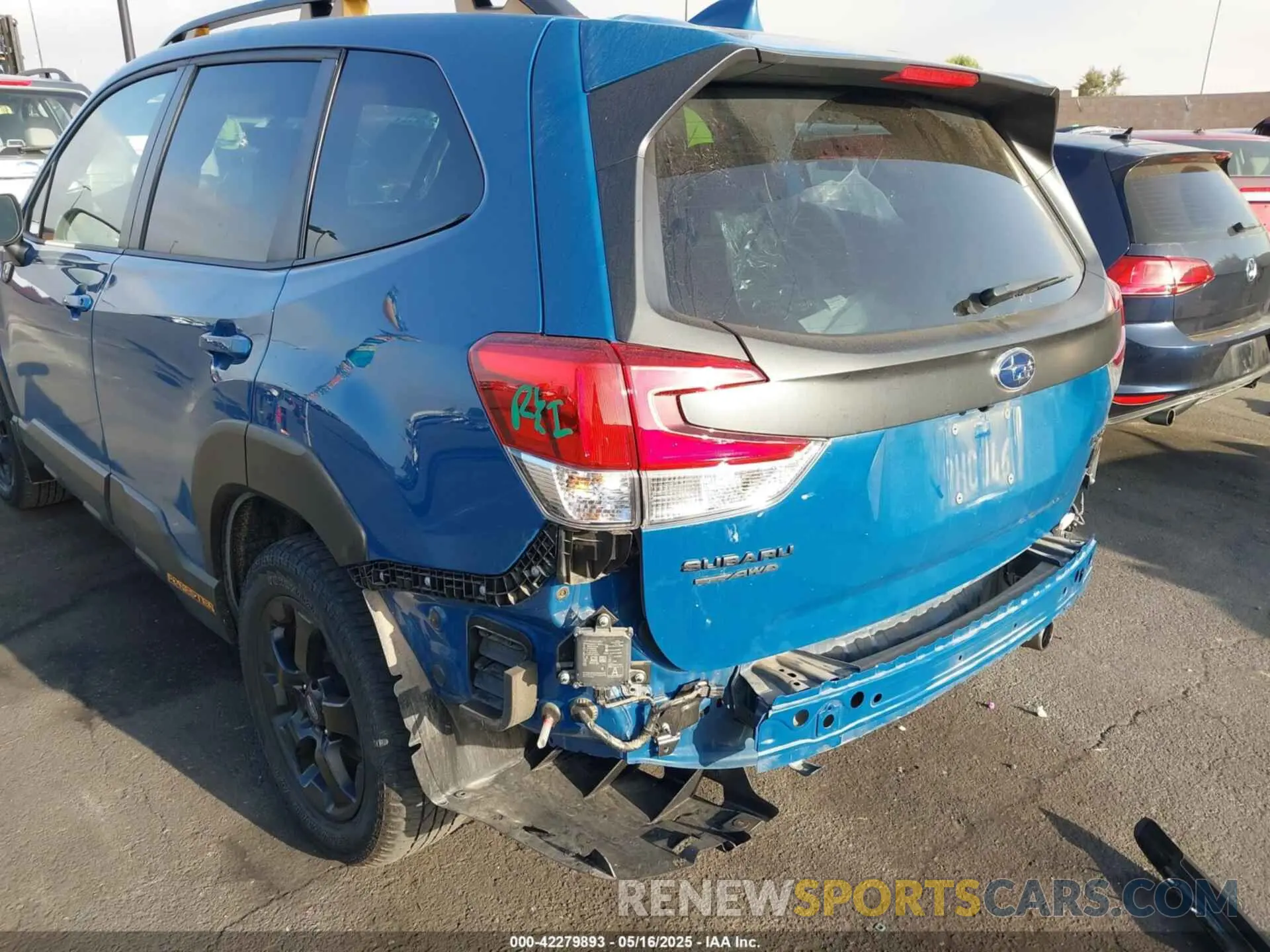 3 Фотография поврежденного автомобиля JF2SKAMC8PH474675 SUBARU FORESTER 2023