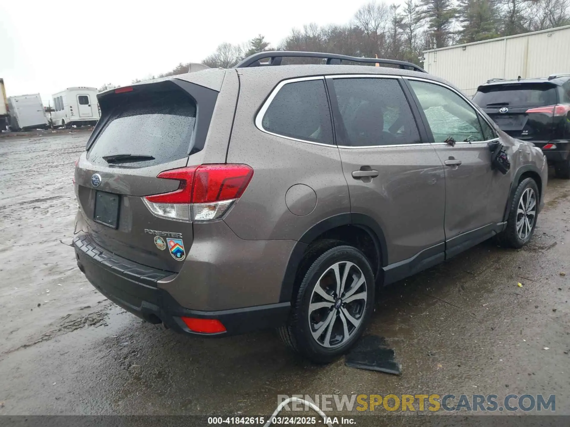 4 Photograph of a damaged car JF2SKANC2PH508866 SUBARU FORESTER 2023