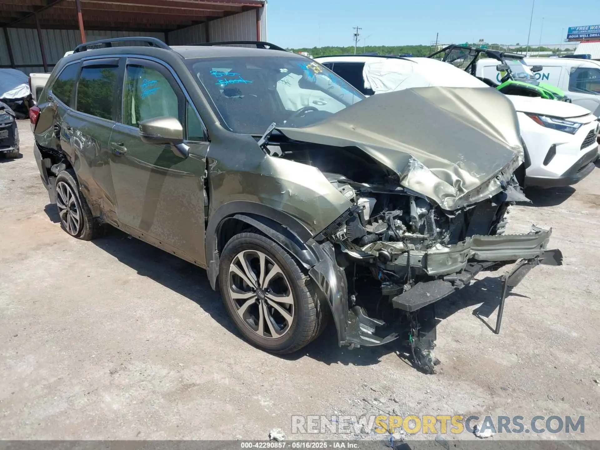 1 Фотография поврежденного автомобиля JF2SKAPC2PH502529 SUBARU FORESTER 2023