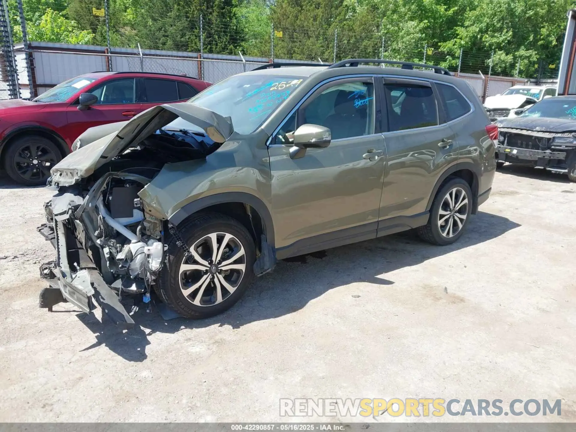 2 Фотография поврежденного автомобиля JF2SKAPC2PH502529 SUBARU FORESTER 2023