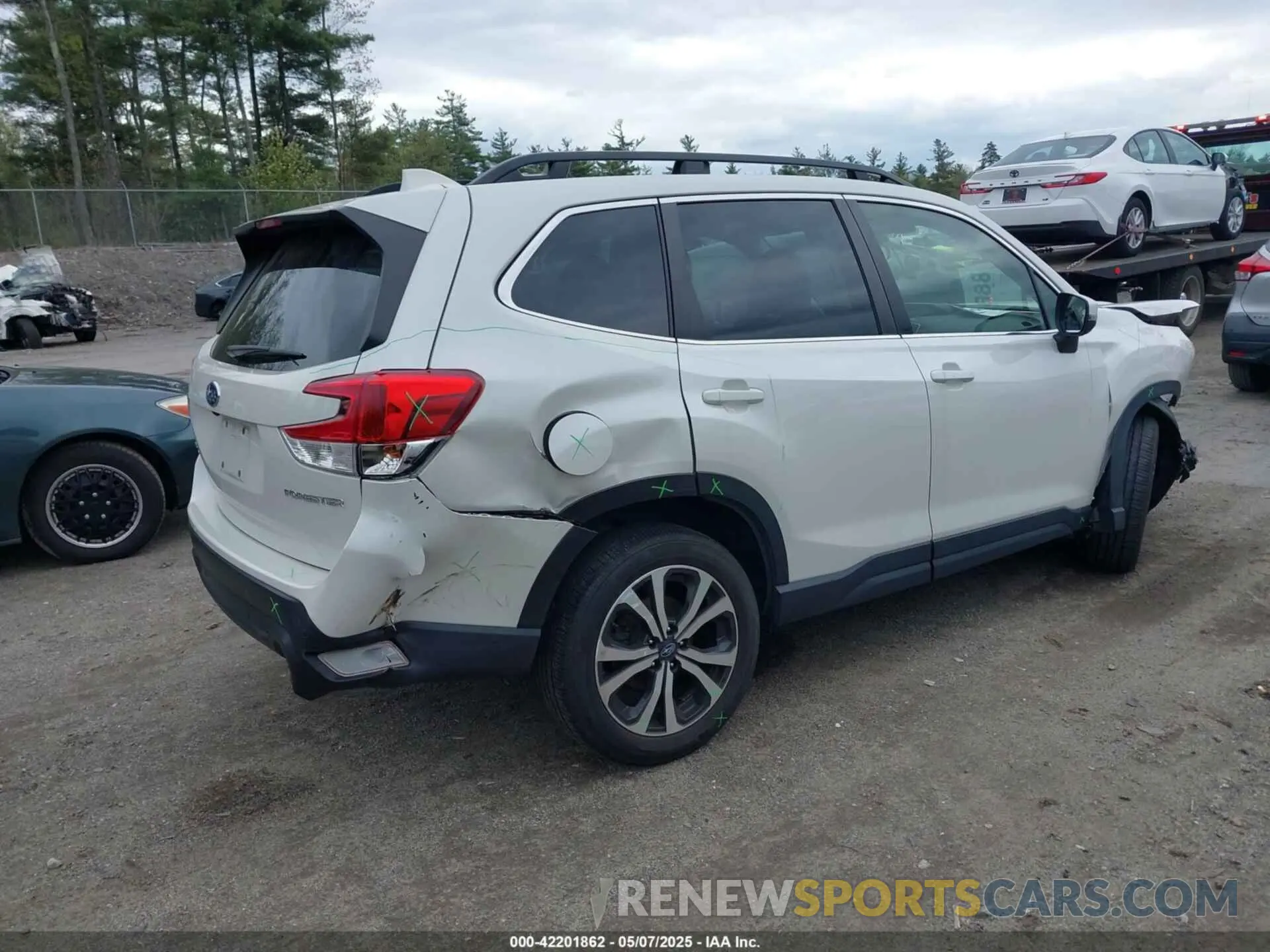 4 Photograph of a damaged car JF2SKAPC6PH402904 SUBARU FORESTER 2023