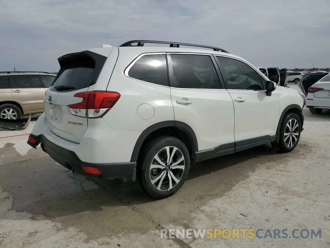3 Photograph of a damaged car JF2SKAPC6PH540054 SUBARU FORESTER 2023