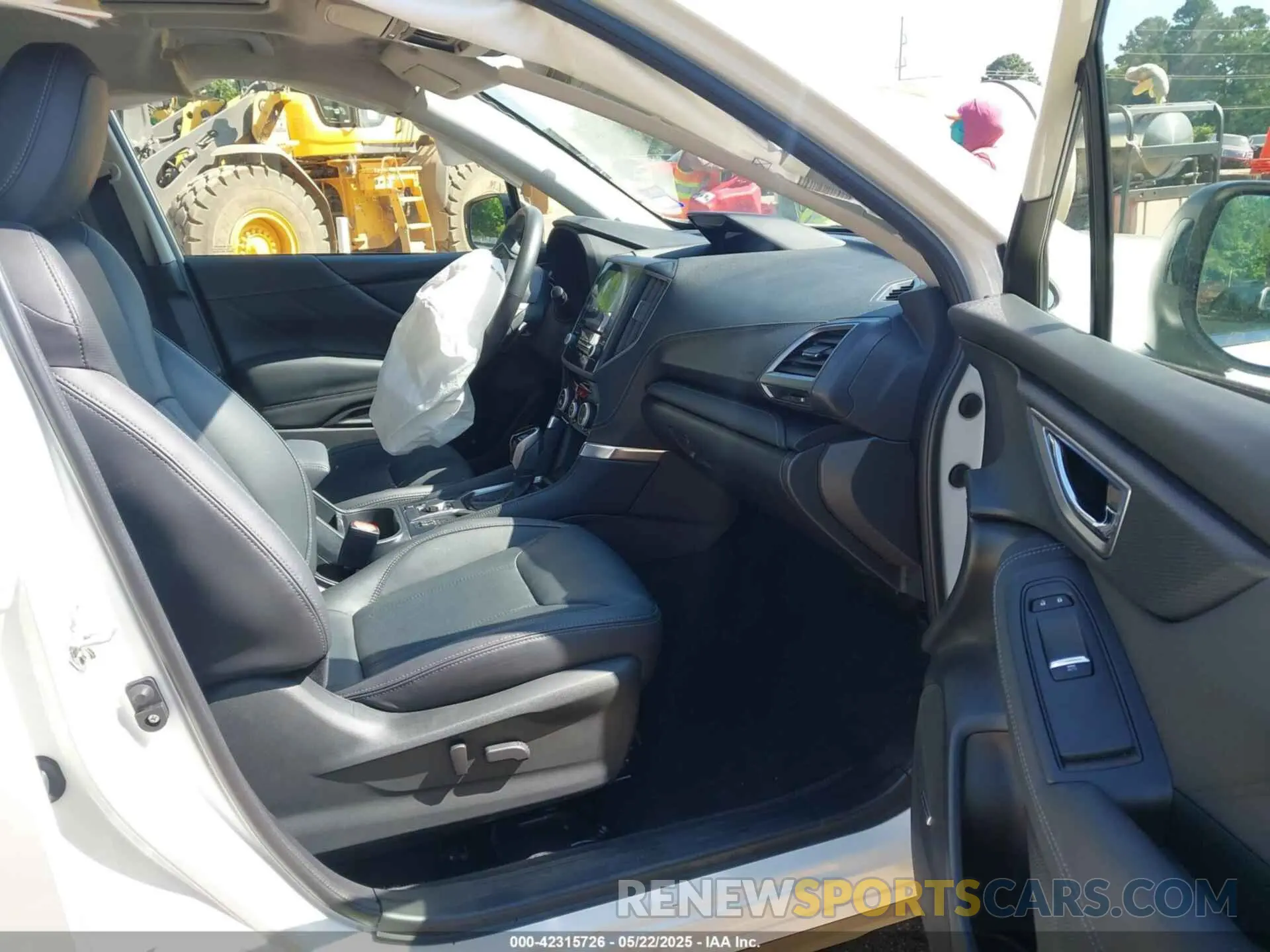 5 Фотография поврежденного автомобиля JF2SKARC3PH525847 SUBARU FORESTER 2023