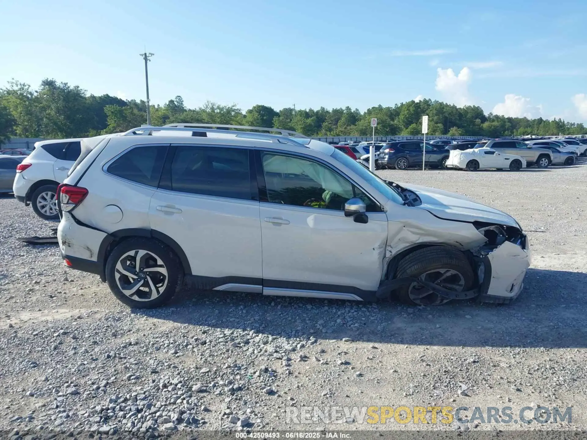 13 Фотография поврежденного автомобиля JF2SKARC5PH500285 SUBARU FORESTER 2023