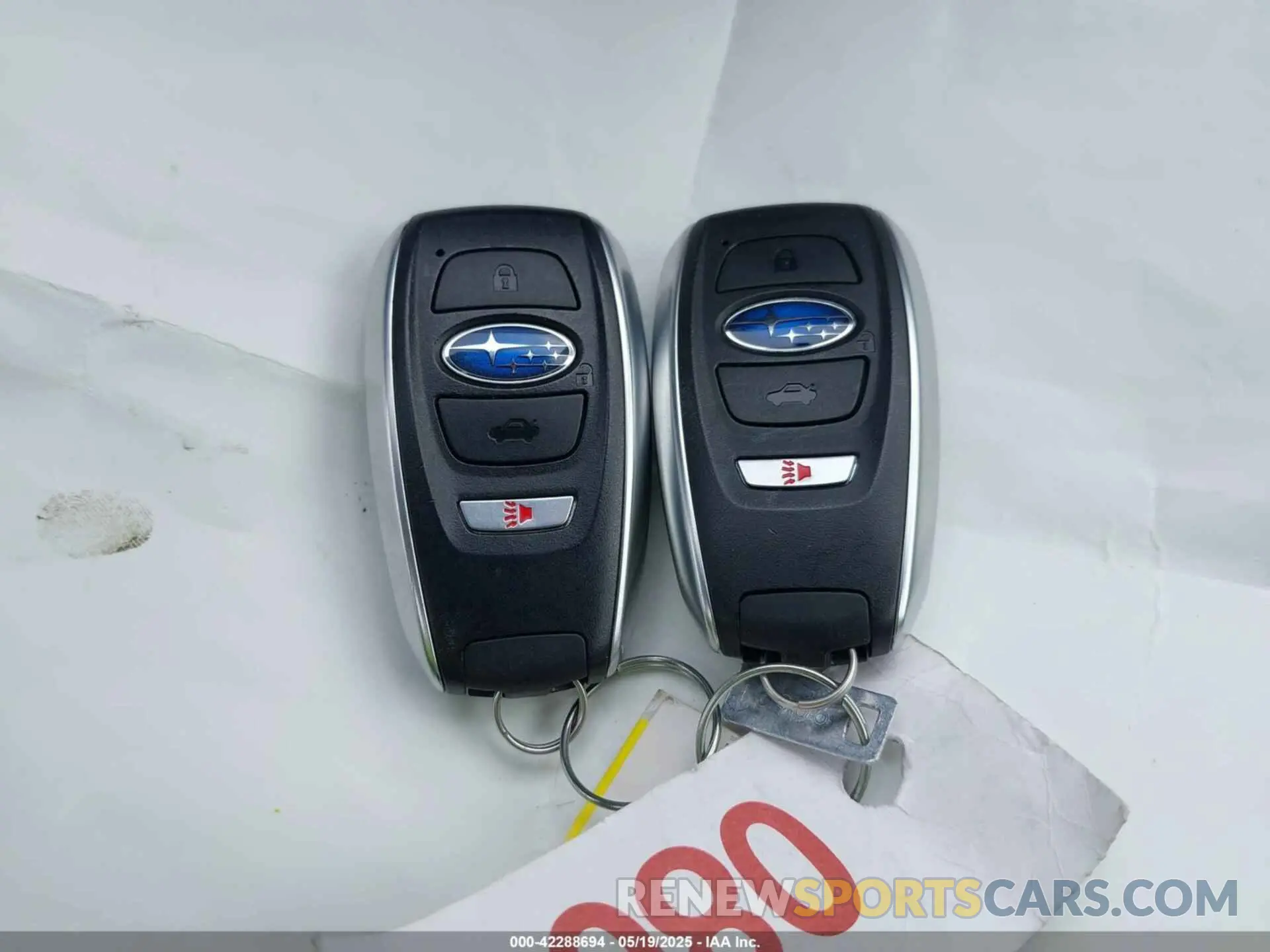 11 Фотография поврежденного автомобиля JF2SKADC1RH496259 SUBARU FORESTER 2024