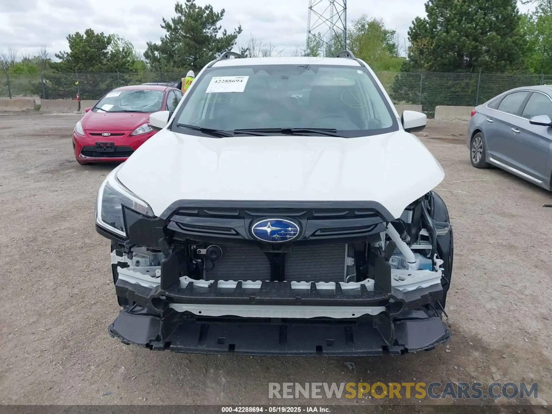 12 Фотография поврежденного автомобиля JF2SKADC1RH496259 SUBARU FORESTER 2024