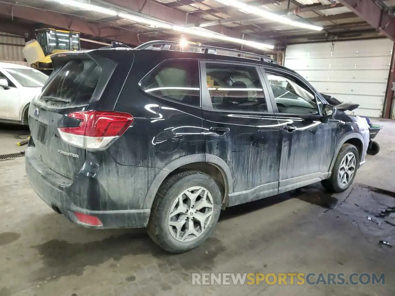 3 Photograph of a damaged car JF2SKADC6RH511113 SUBARU FORESTER 2024