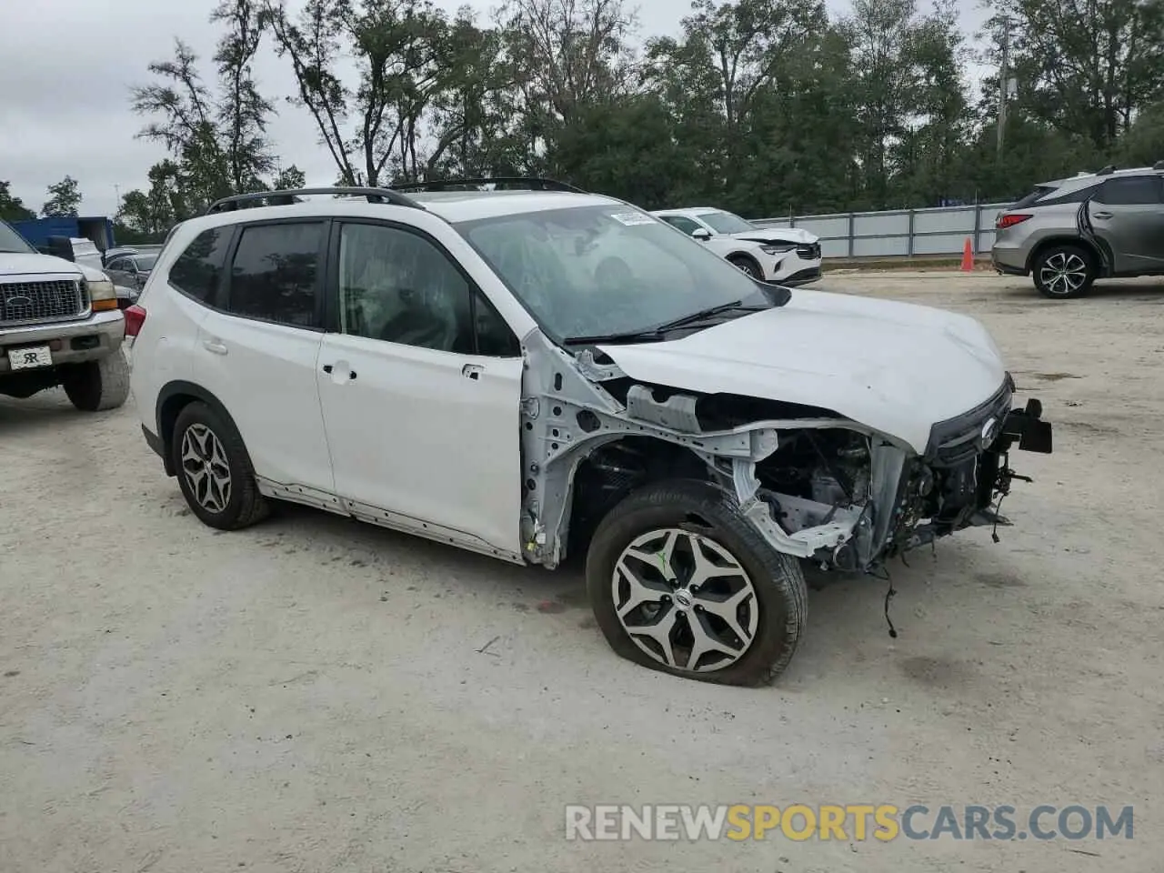 4 Photograph of a damaged car JF2SKADCXRH515228 SUBARU FORESTER 2024