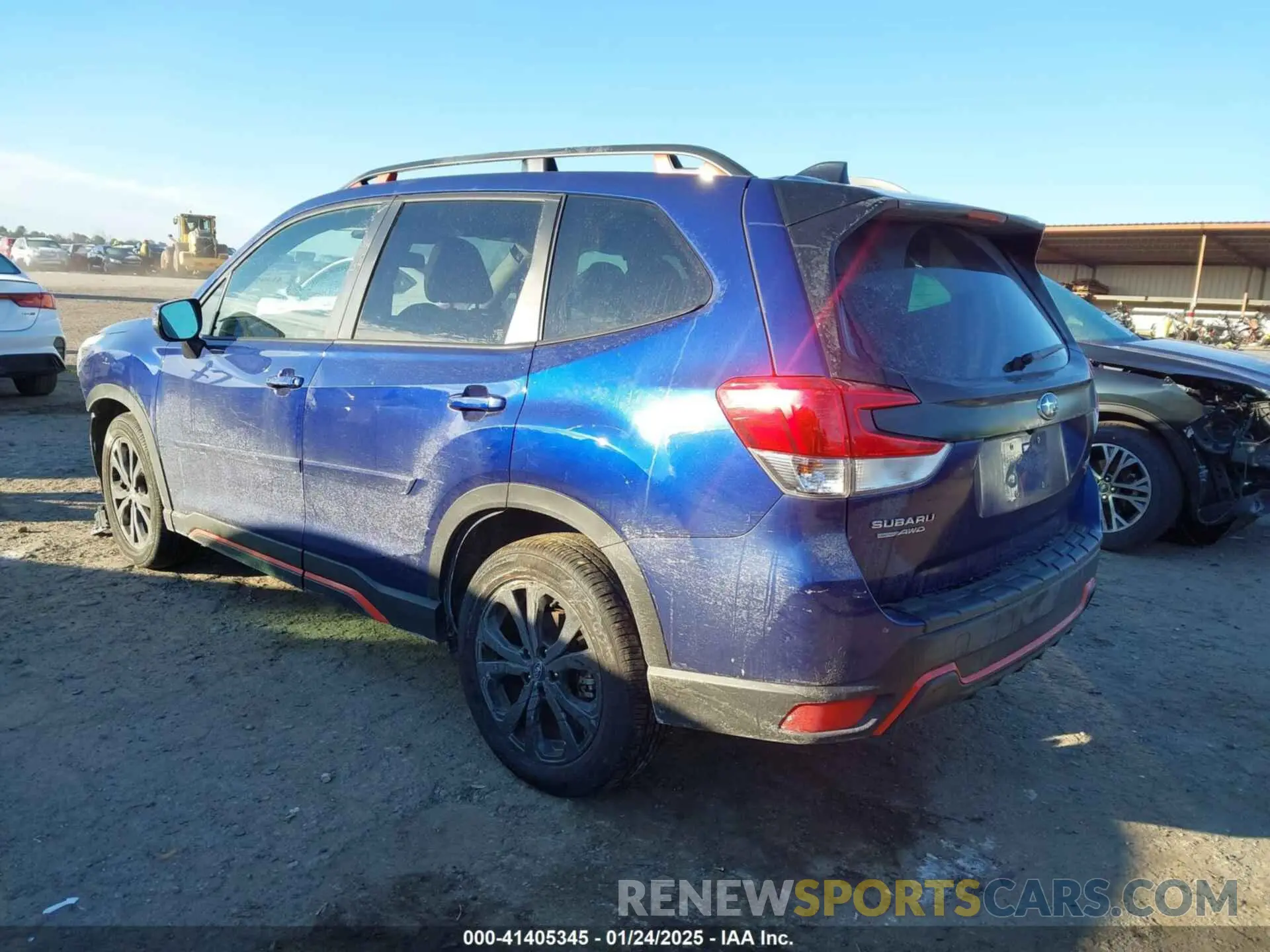 3 Фотография поврежденного автомобиля JF2SKAEC7RH456119 SUBARU FORESTER 2024