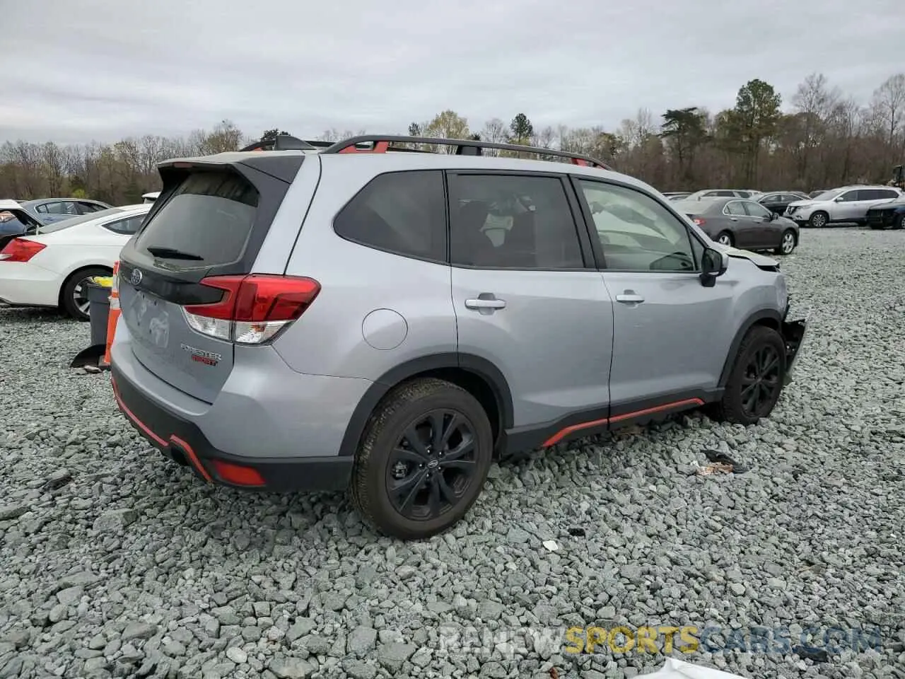 3 Фотография поврежденного автомобиля JF2SKAGC0RH480050 SUBARU FORESTER 2024