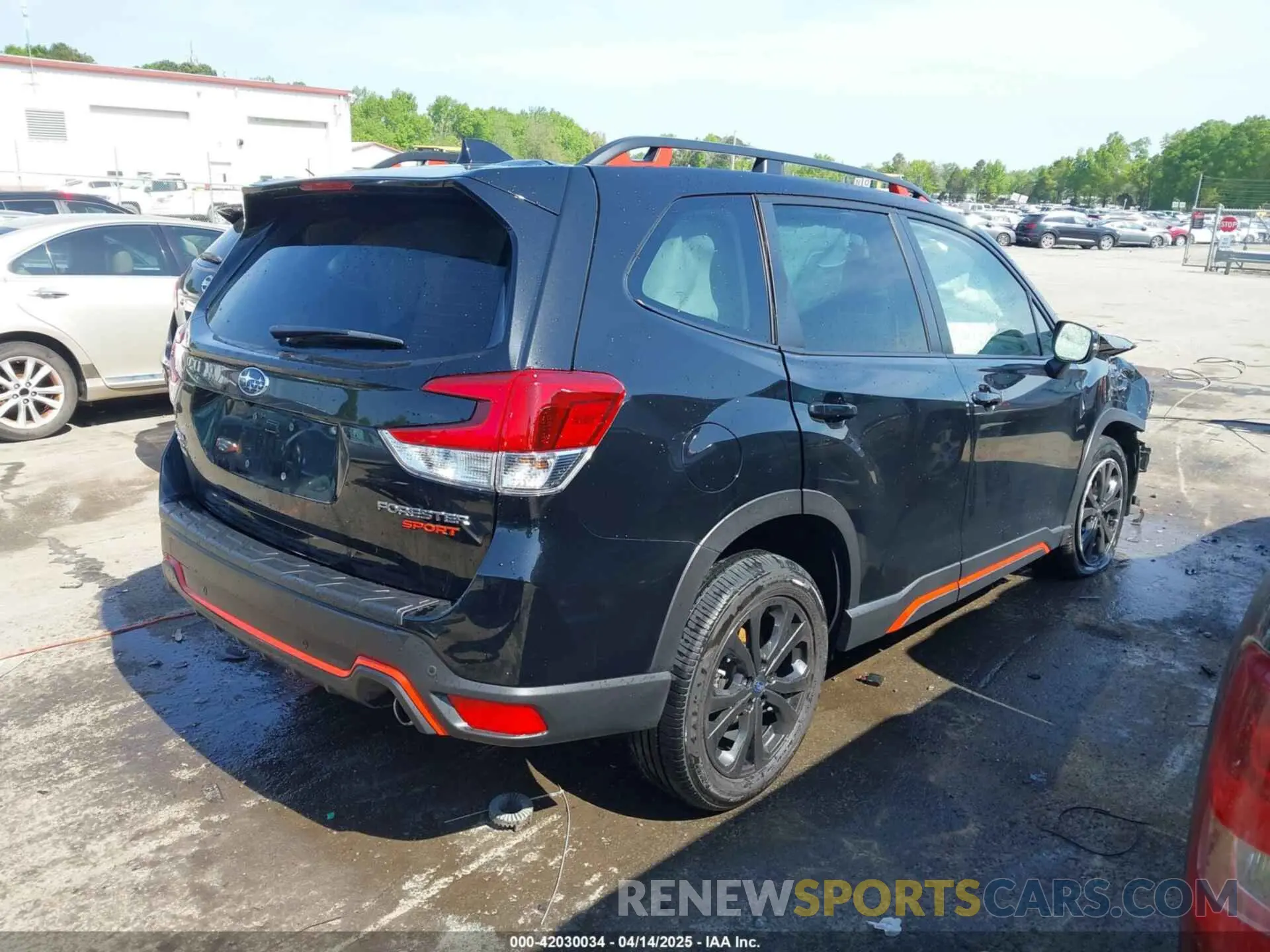4 Фотография поврежденного автомобиля JF2SKAGC4RH417811 SUBARU FORESTER 2024