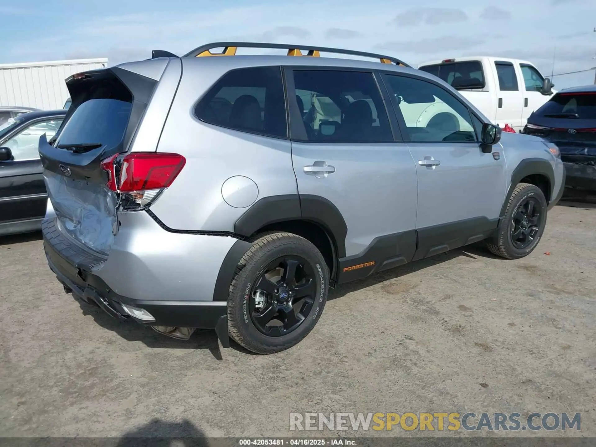 4 Photograph of a damaged car JF2SKAJC5SH401079 SUBARU FORESTER 2025