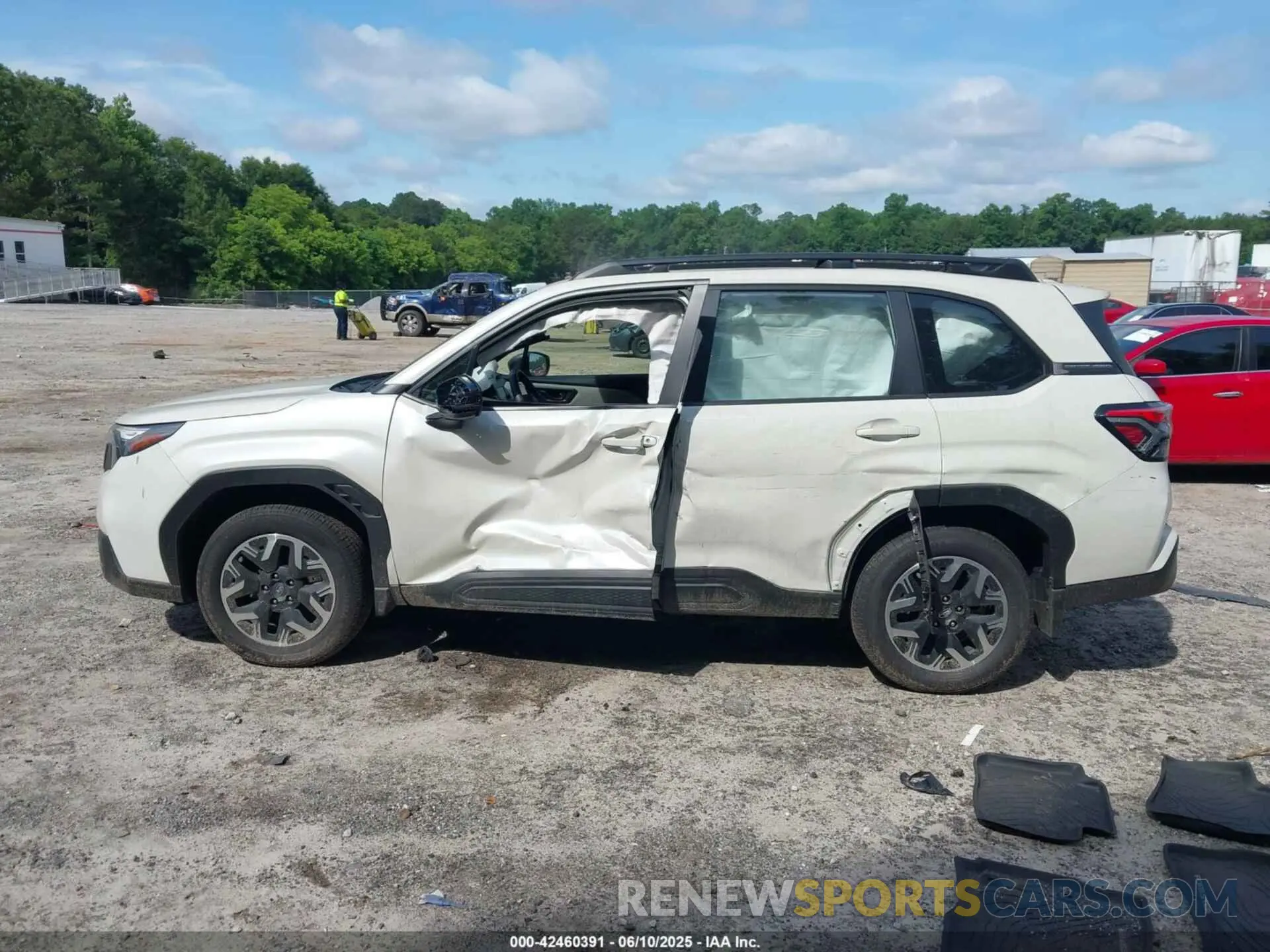 14 Photograph of a damaged car JF2SLDAC6SH470765 SUBARU FORESTER 2025