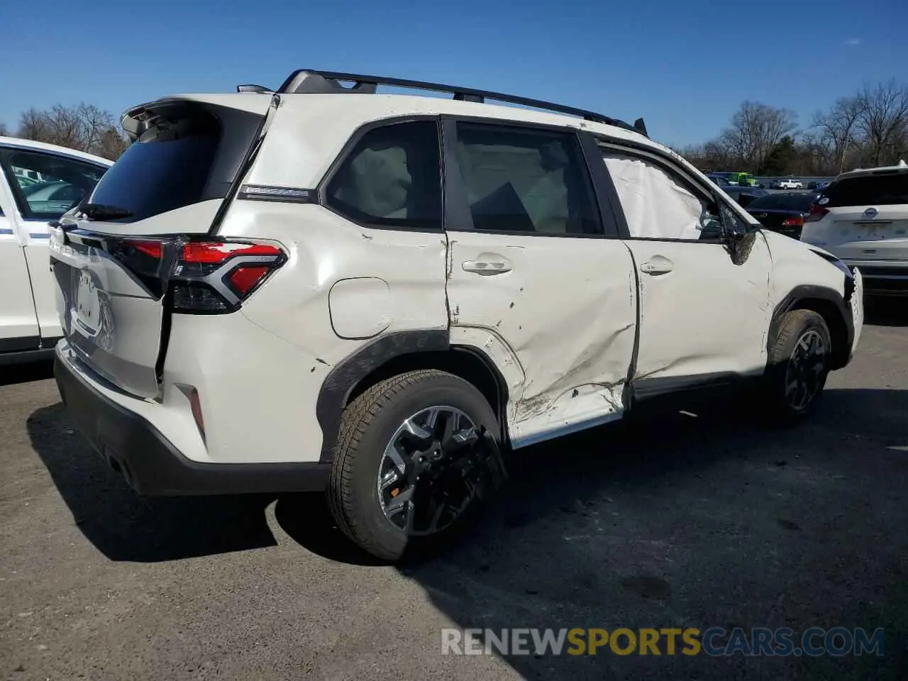 3 Фотография поврежденного автомобиля JF2SLDBC2SH472902 SUBARU FORESTER 2025